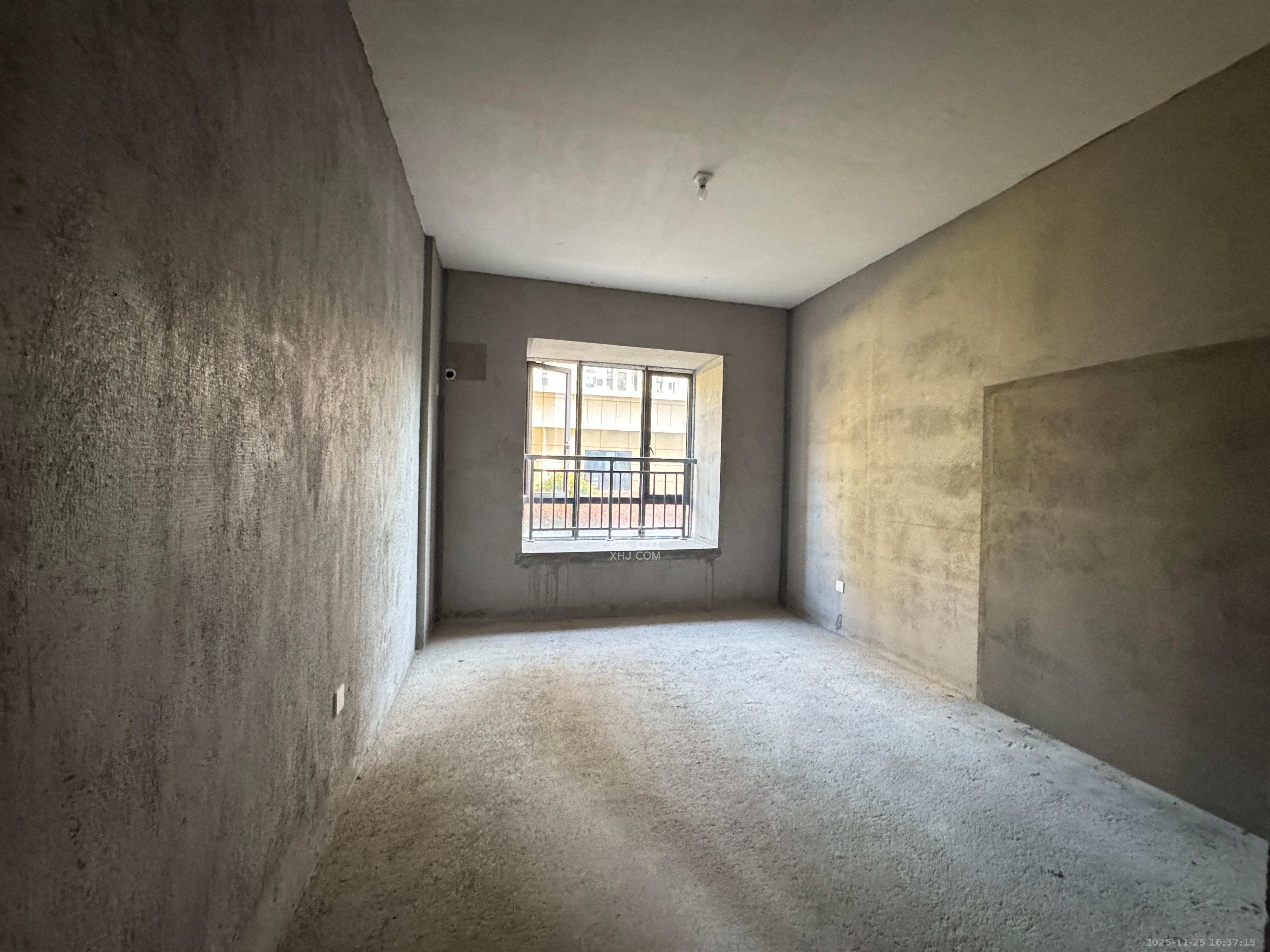 振业城四期 4室2厅2卫 1500.0元/月 振业城四期 4室2厅2卫 1500.0元/月室内图