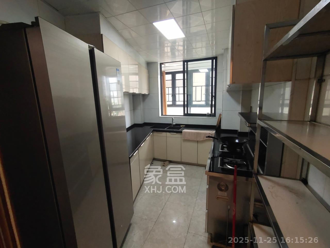 高升时代广场(冠铭商务中心) 4室2厅2卫 2800.0元/月 高升时代广场(冠铭商务中心) 4室2厅2卫 2800.0元/月室内图