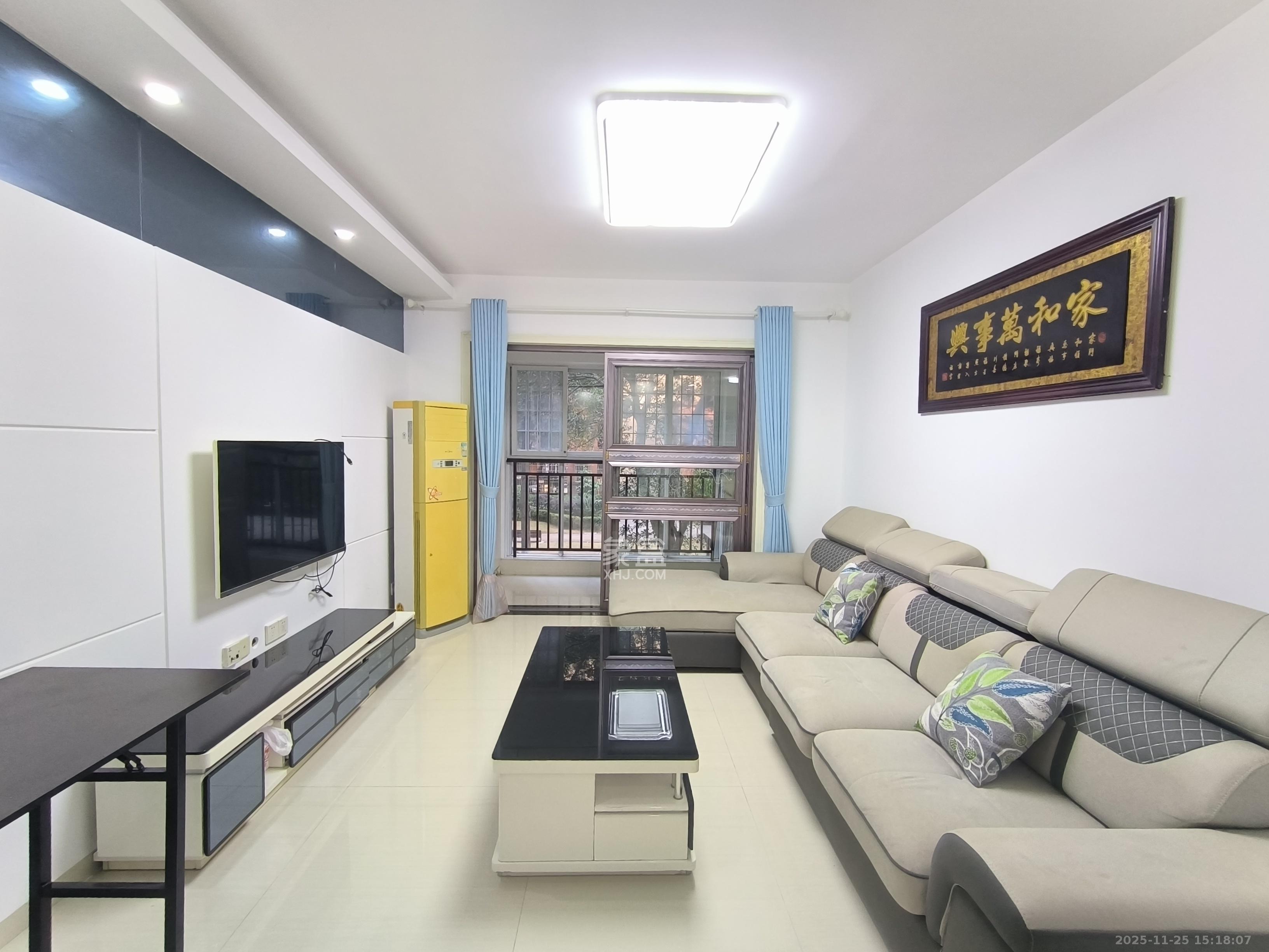 保利麓谷林语E区  3室2厅1卫    2000.0元/月