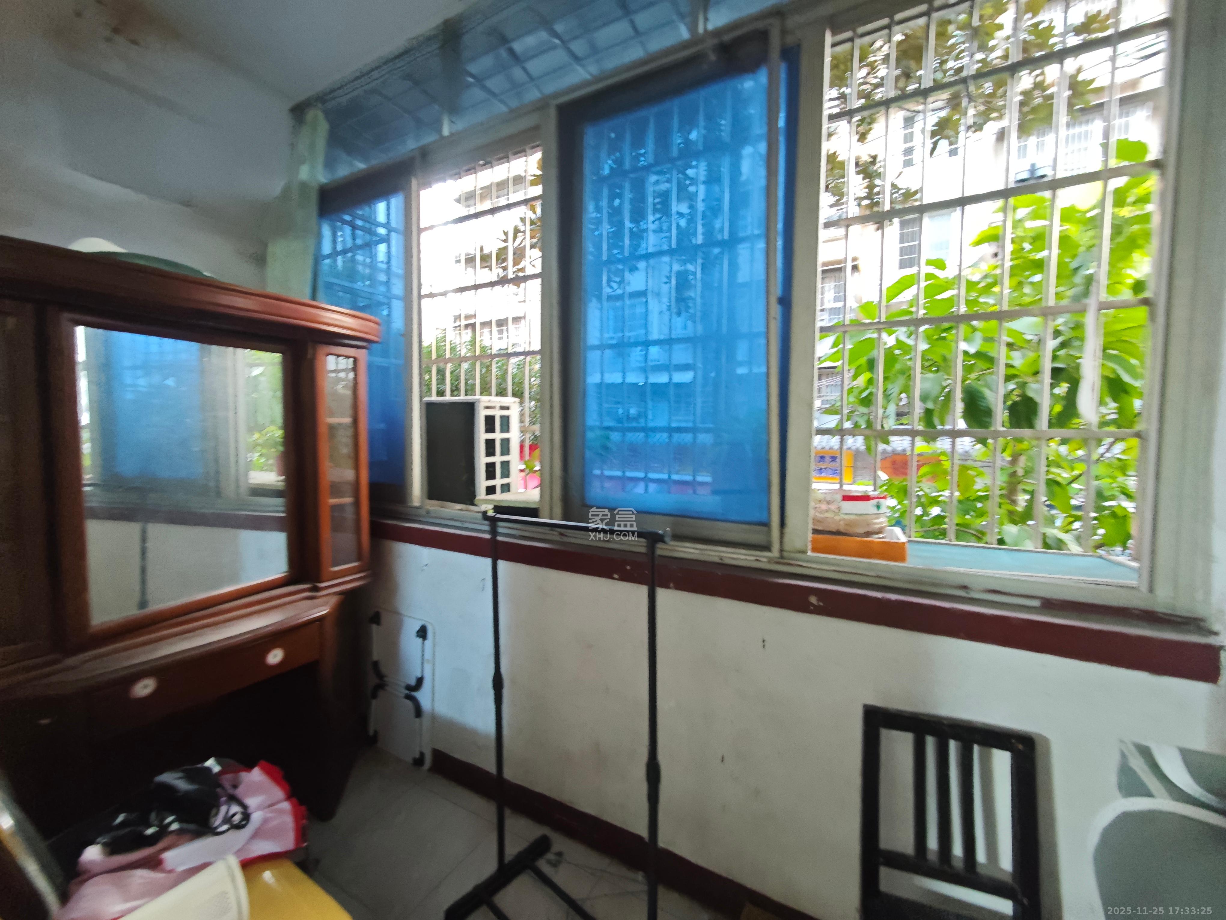 稻谷仓散盘  1室1厅1卫    1400.0元/月室内图