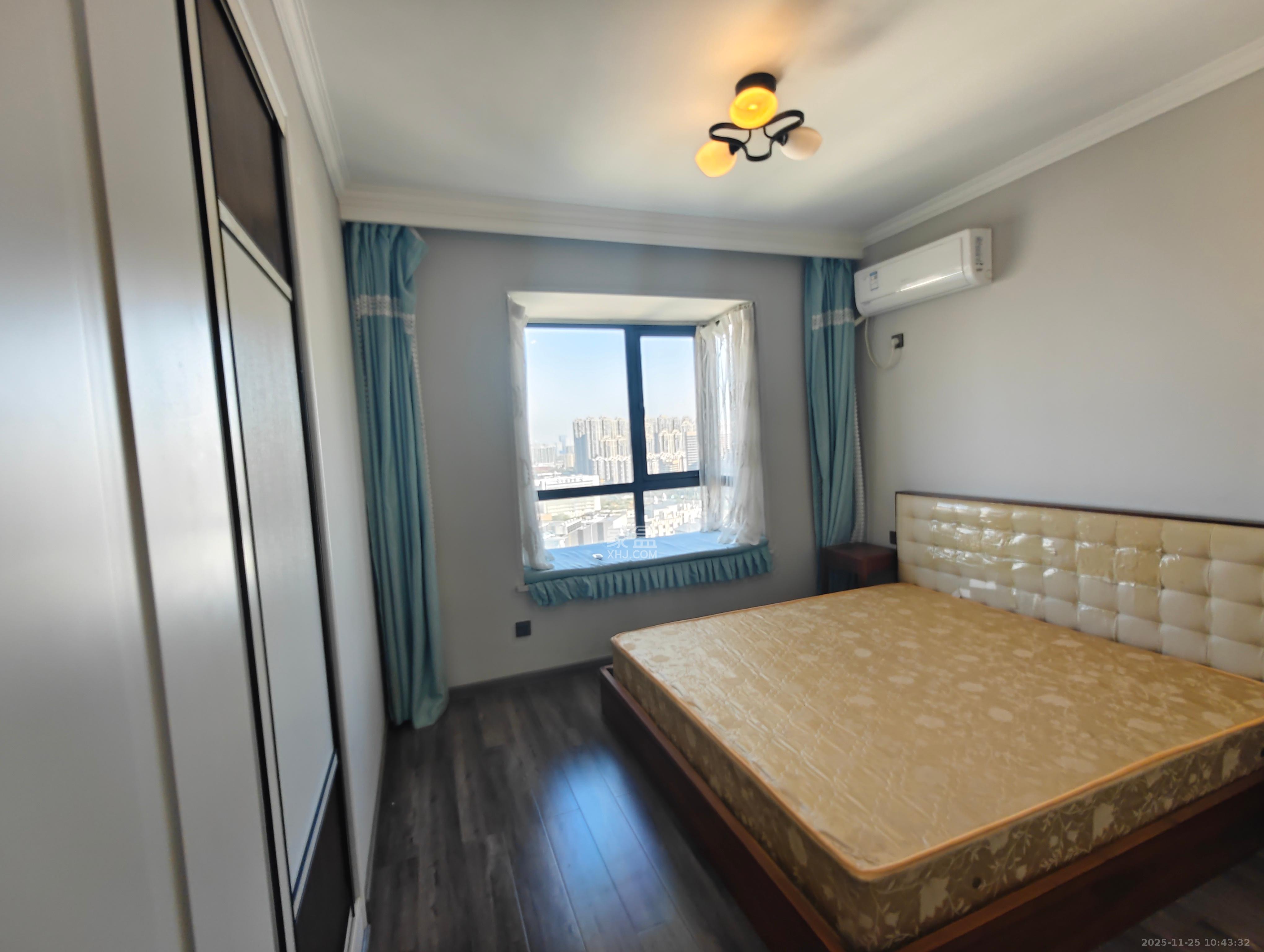 半山壹号 3室2厅2卫 3500.0元/月 半山壹号 3室2厅2卫 3500.0元/月室内图