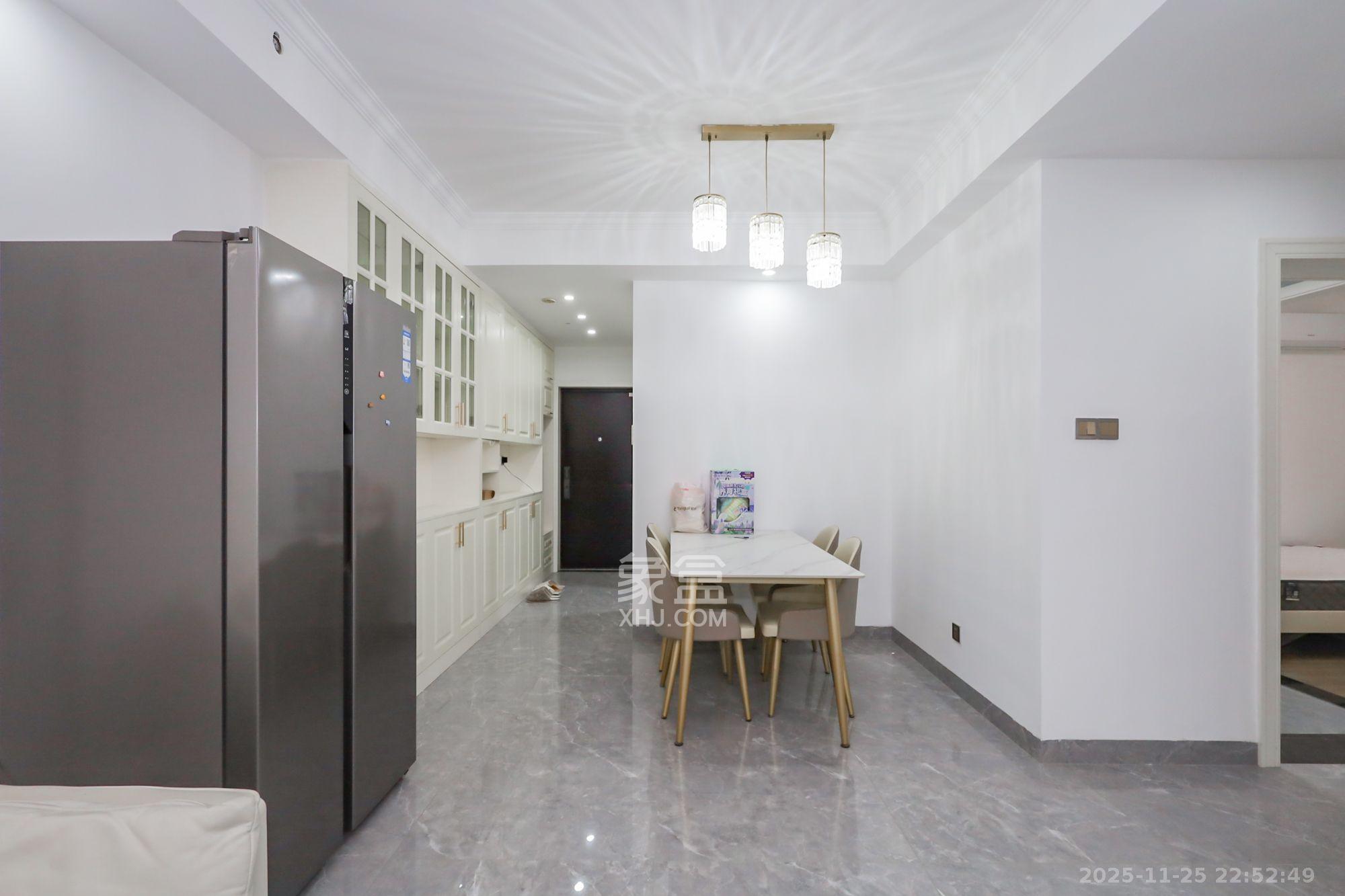 保利天禧D区 3室2厅1卫 4200.0元/月 保利天禧D区 3室2厅1卫 4200.0元/月室内图