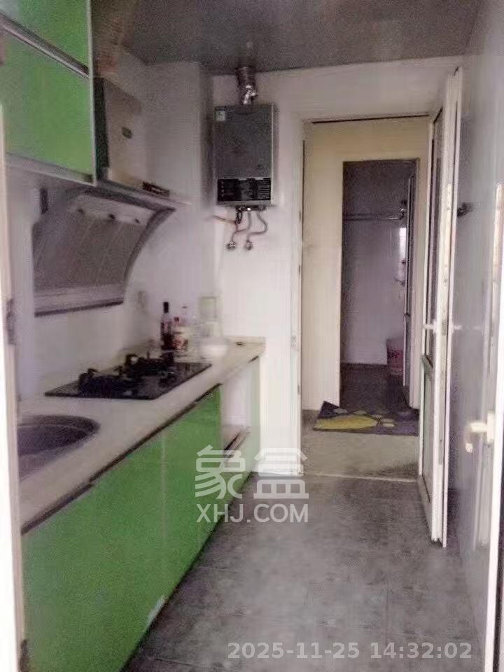 上河国际A座  2室1厅1卫    2000.0元/月室内图