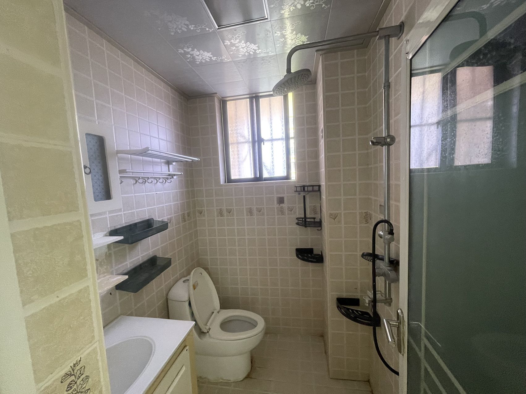 海岛阳光三期(阳光街城) 3室2厅2卫 2700.0元/月 海岛阳光三期(阳光街城) 3室2厅2卫 2700.0元/月室内图