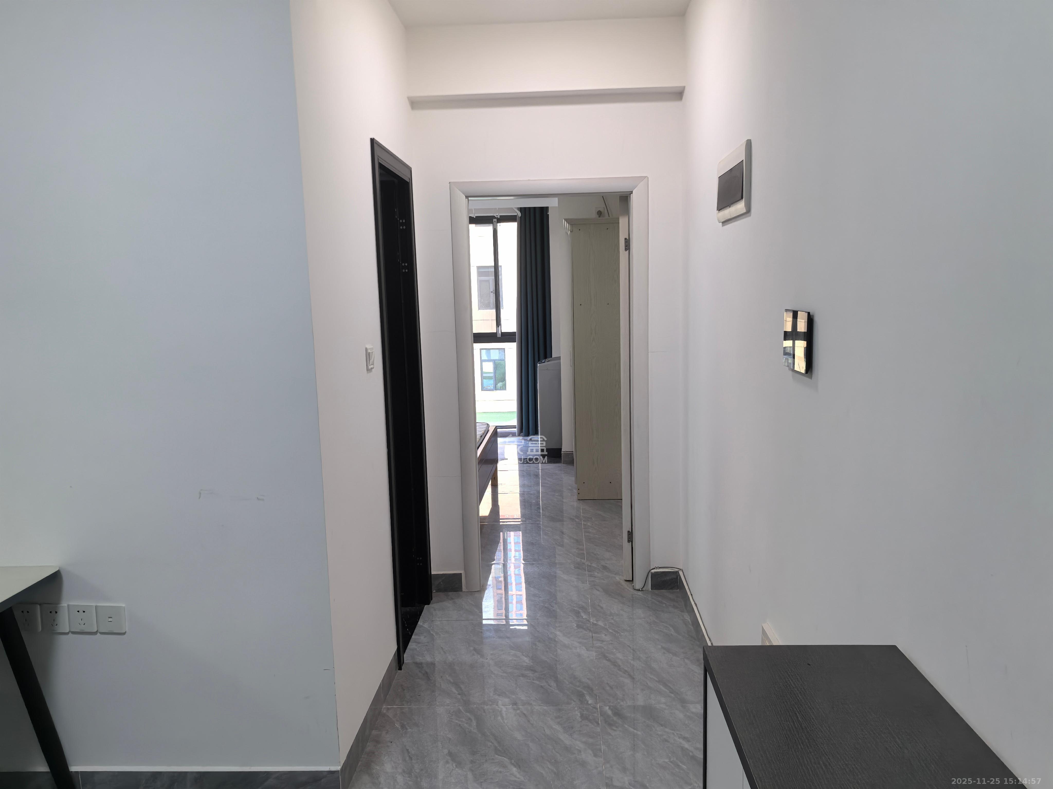 新城新世界四期柏樾 1室1厅1卫 1800.0元/月 新城新世界四期柏樾 1室1厅1卫 1800.0元/月室内图