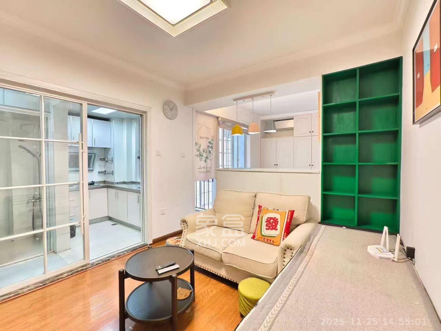 麓江春 1室1厅1卫 1800.0元/月 麓江春 1室1厅1卫 1800.0元/月室内图