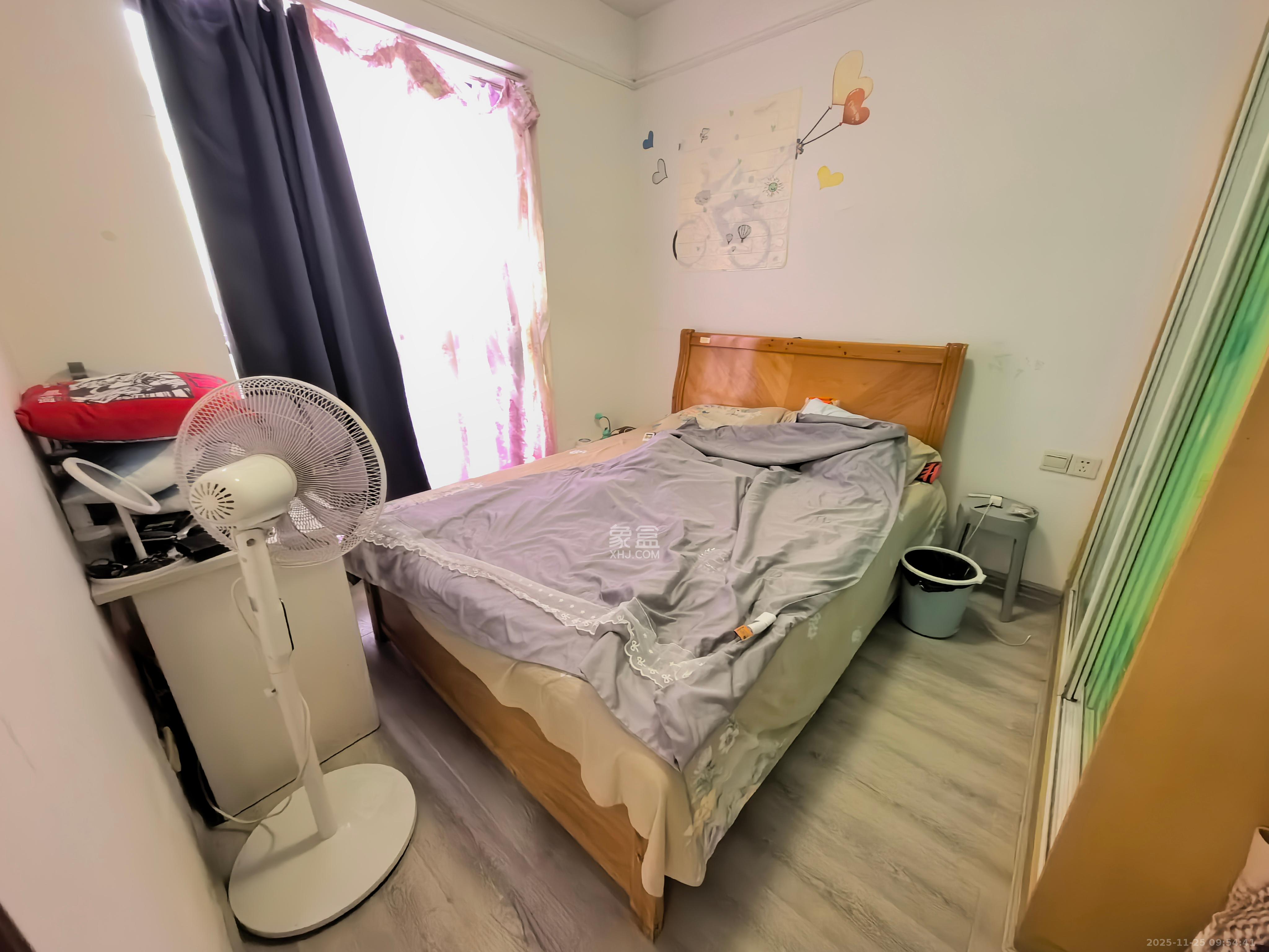 锦湘国际星城三期（锦绣苑）  1室1厅1卫    1400.0元/月