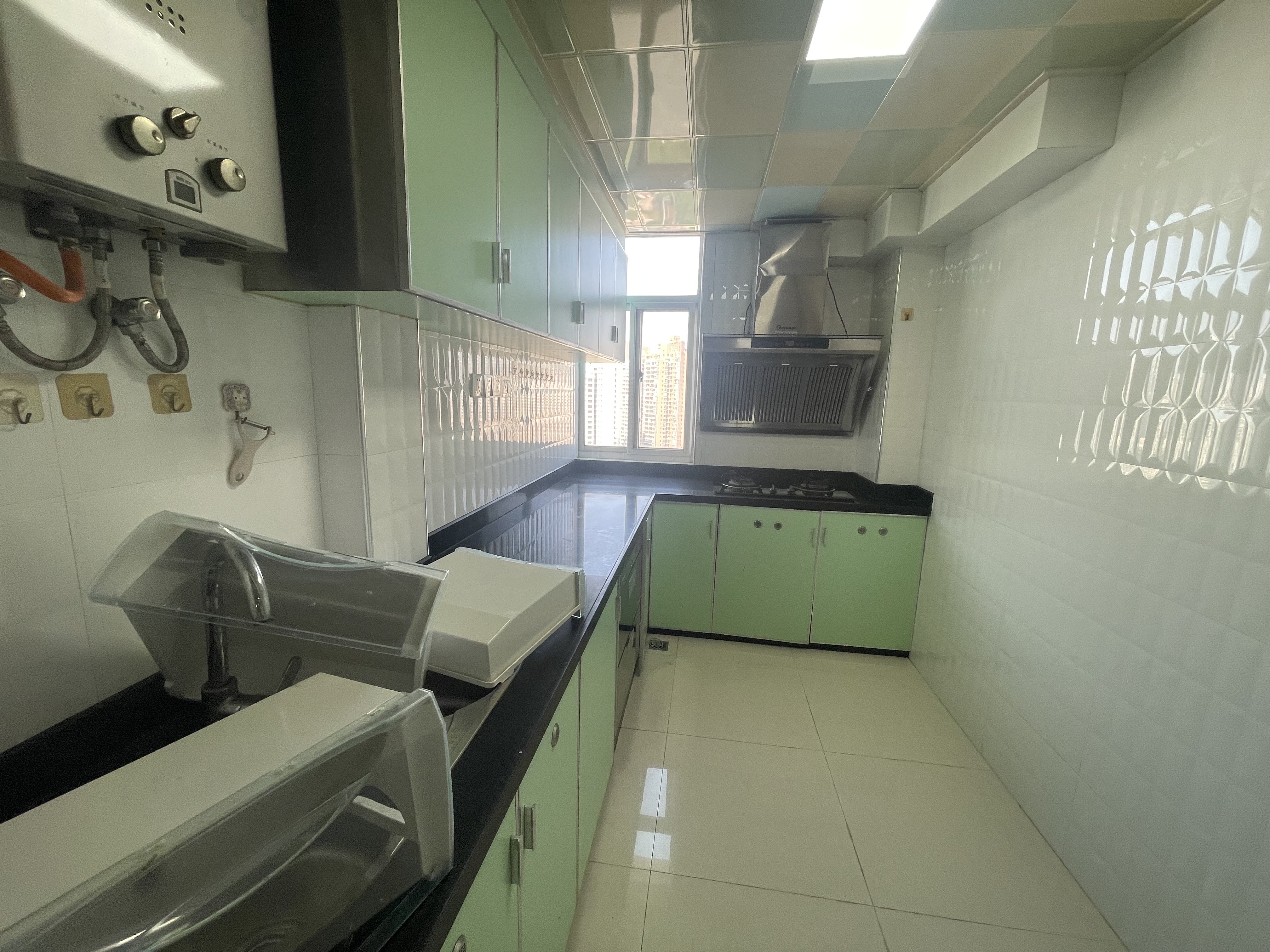 龙江大厦  4室2厅2卫    2600.0元/月室内图