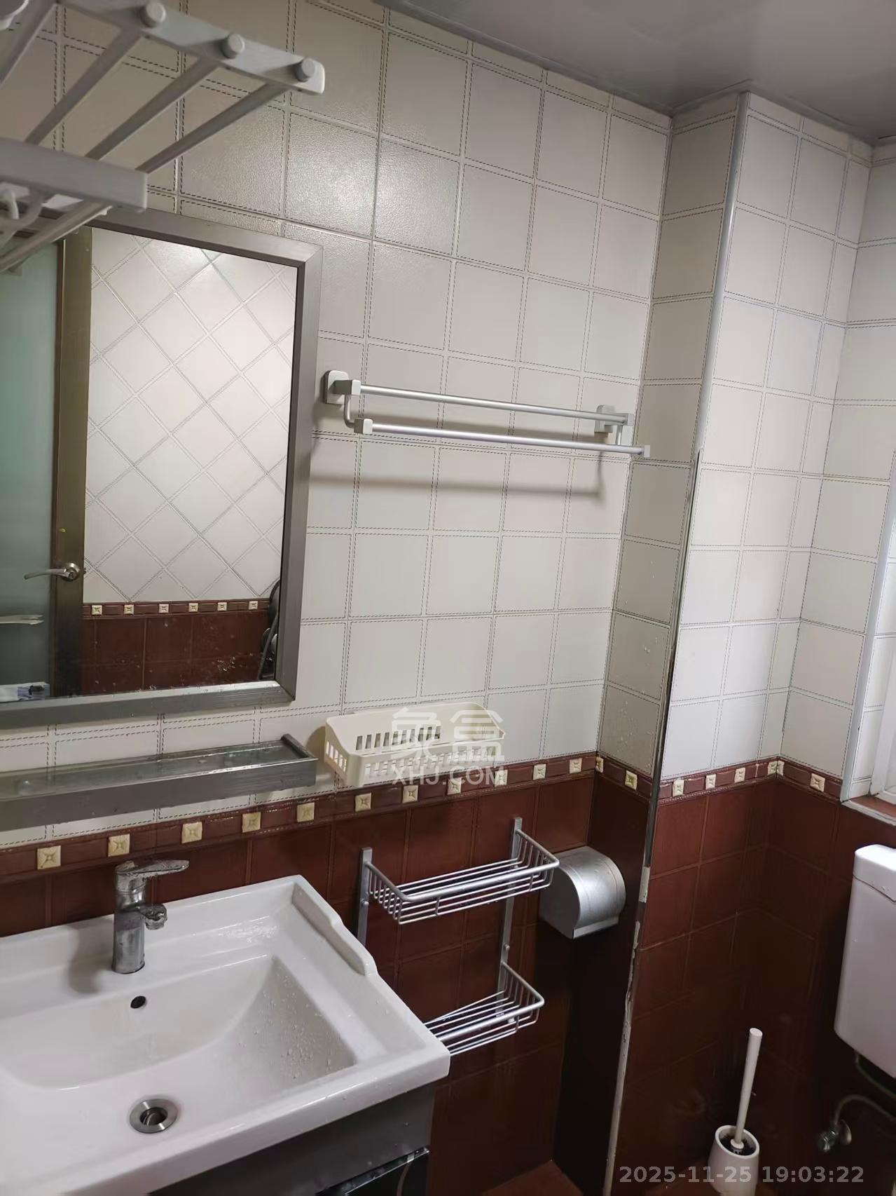 三景国际 3室1厅1卫 1450.0元/月 三景国际 3室1厅1卫 1450.0元/月室内图