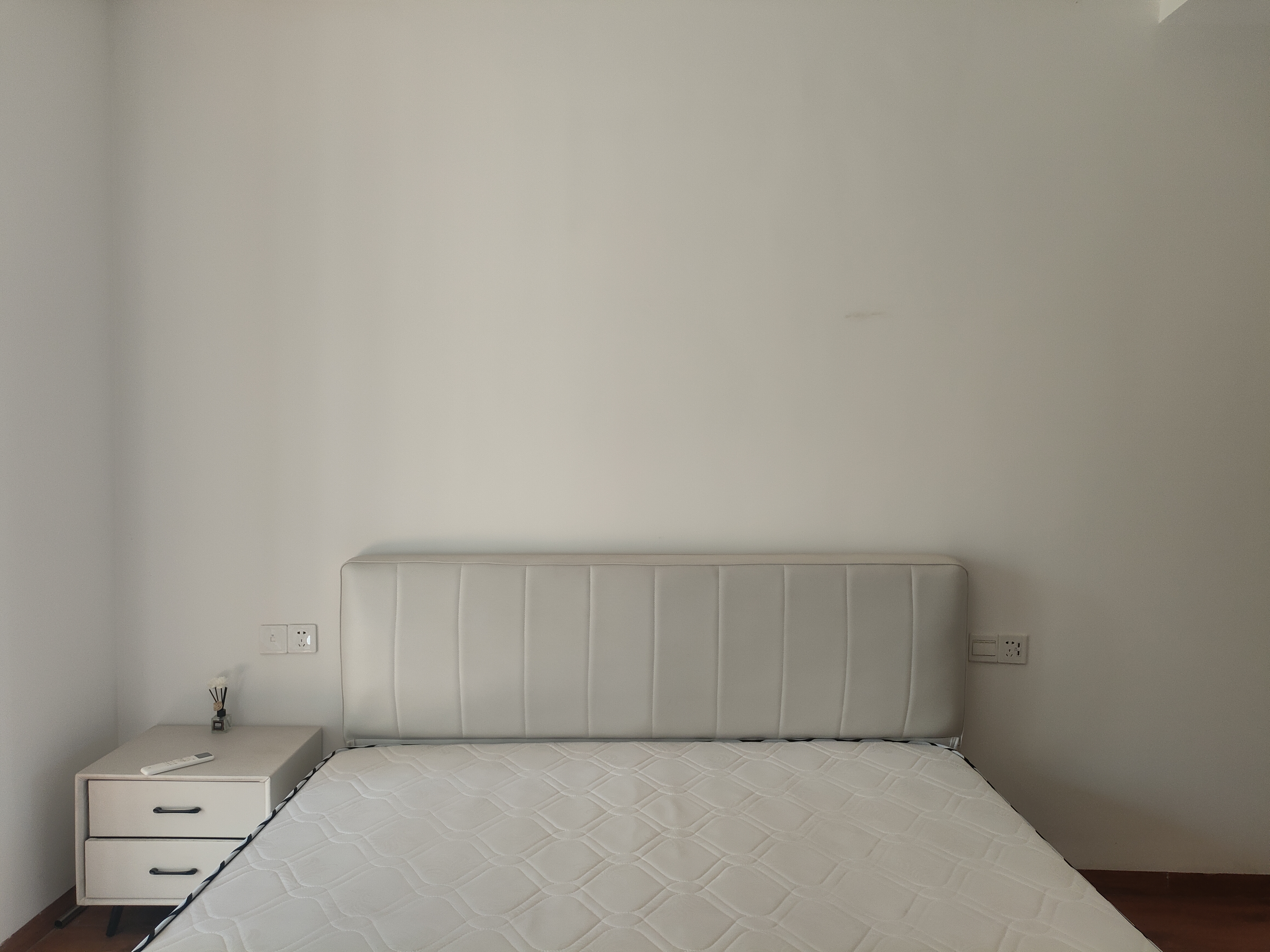 南海幸福汇  4室2厅2卫    2600.0元/月室内图