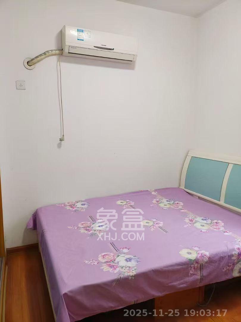 三景国际 3室1厅1卫 1450.0元/月 三景国际 3室1厅1卫 1450.0元/月室内图