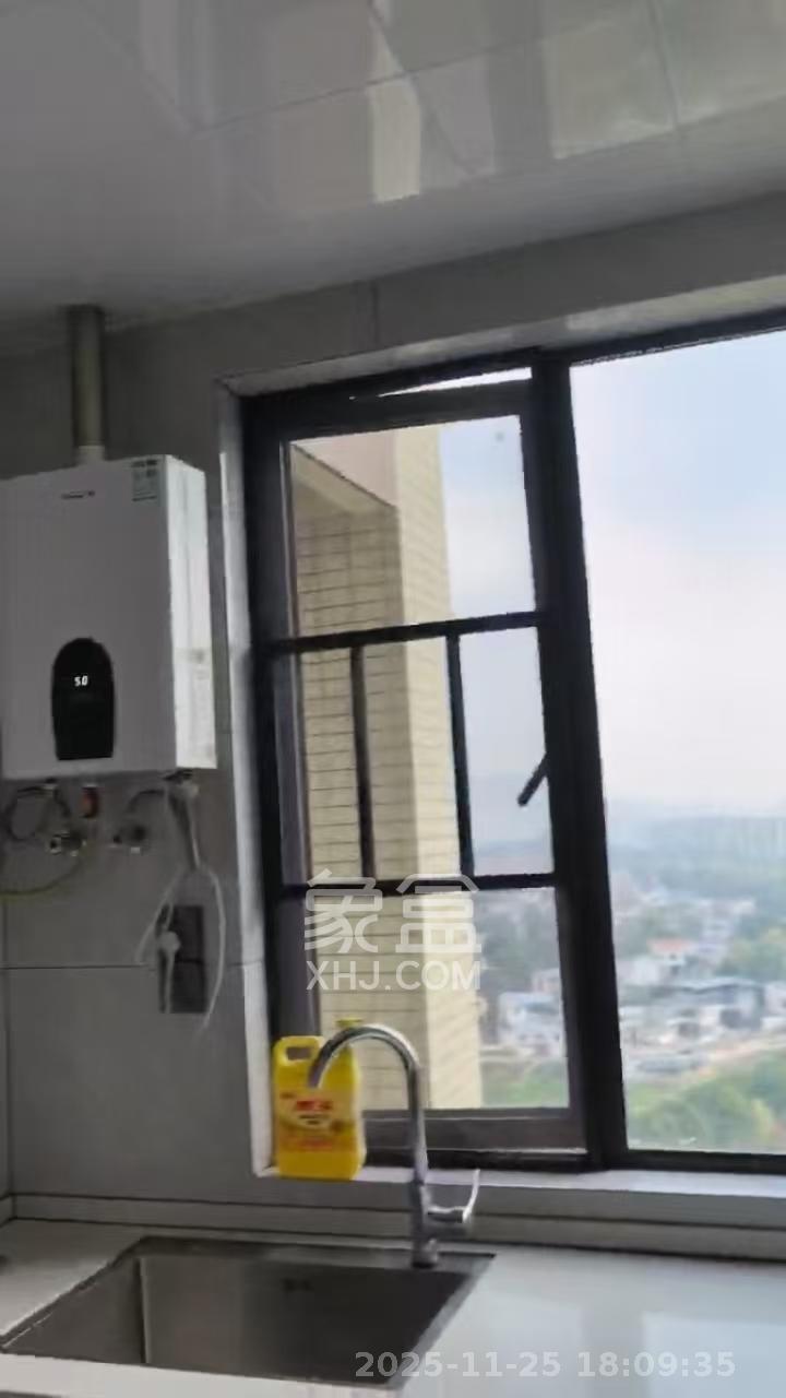 惟泽园 3室2厅2卫 3100.0元/月 惟泽园 3室2厅2卫 3100.0元/月室内图