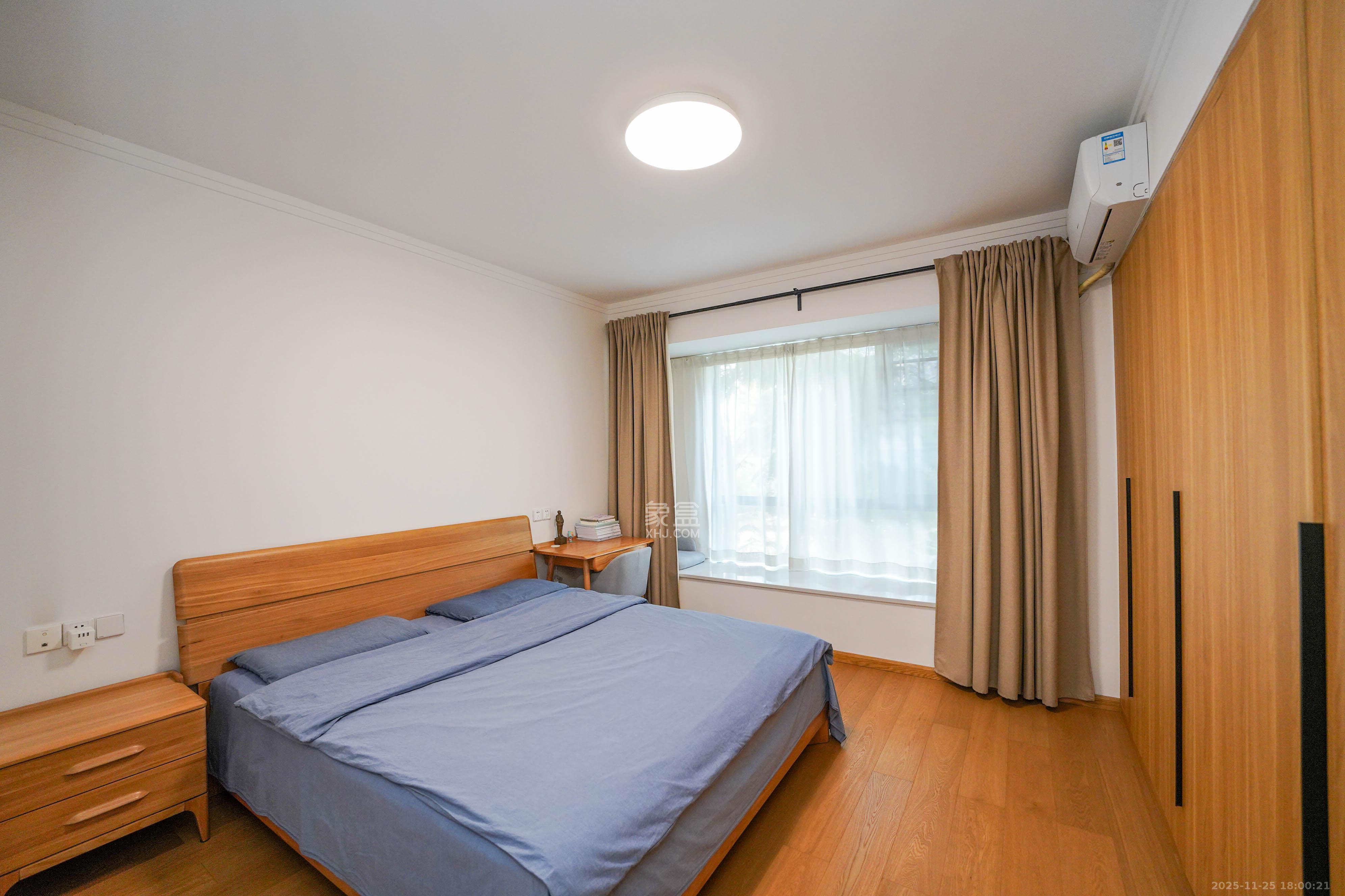 五矿万境蓝山  4室2厅2卫    168.0万卧室