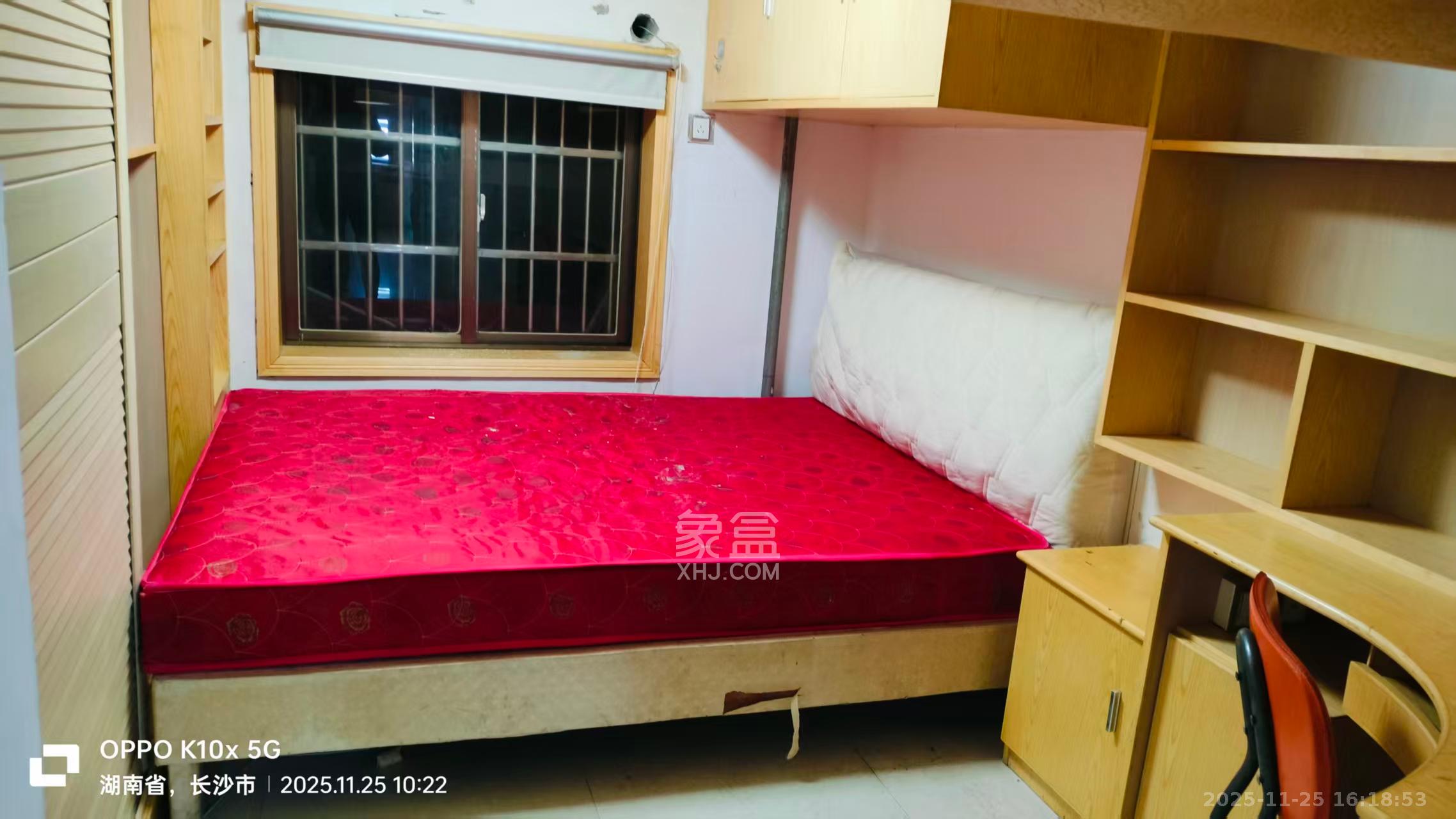 融圣国际 3室1厅1卫 2100.0元/月 融圣国际 3室1厅1卫 2100.0元/月小区图