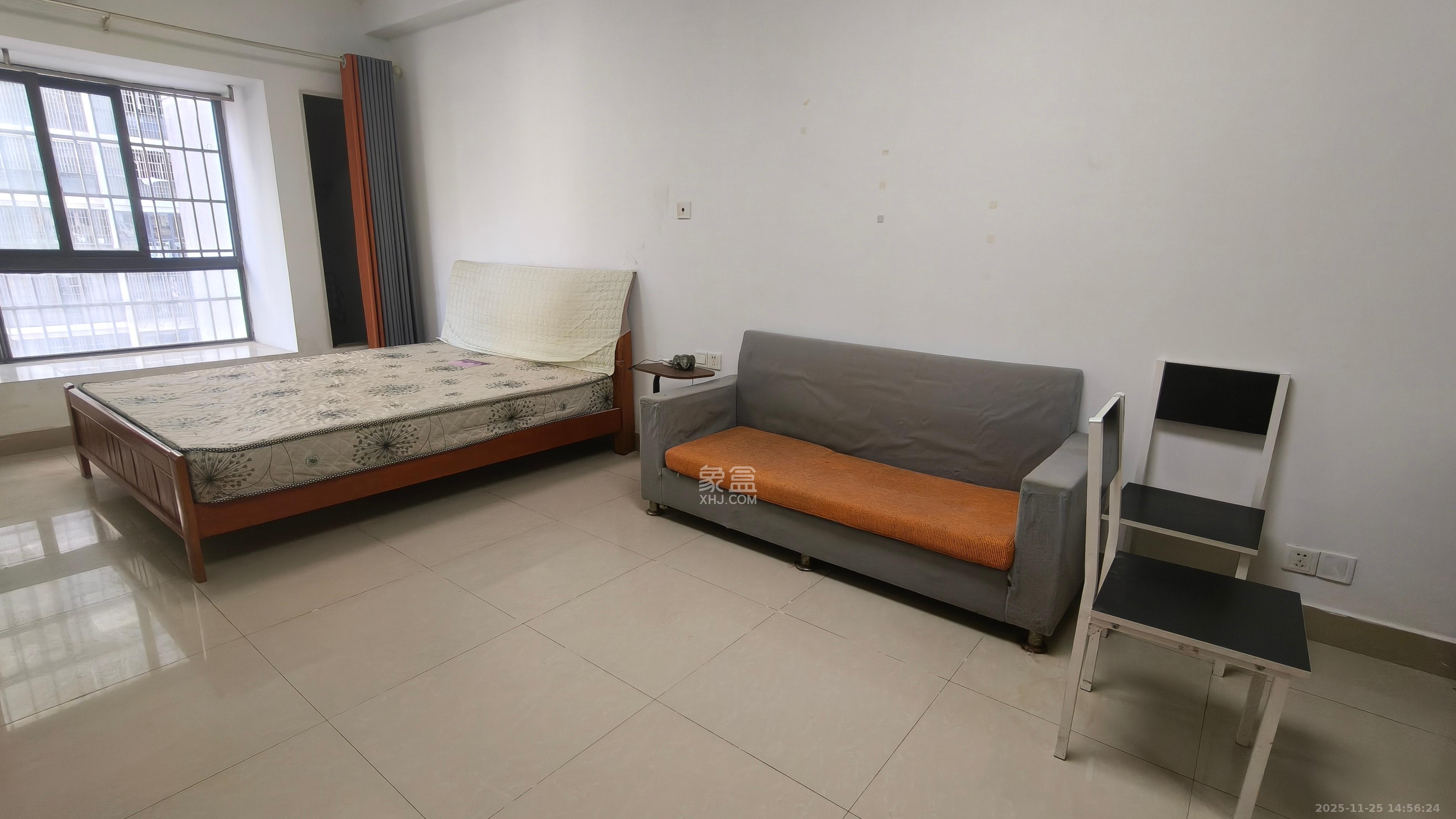 尚都花园城 1室1厅1卫 850.0元/月 尚都花园城 1室1厅1卫 850.0元/月室内图