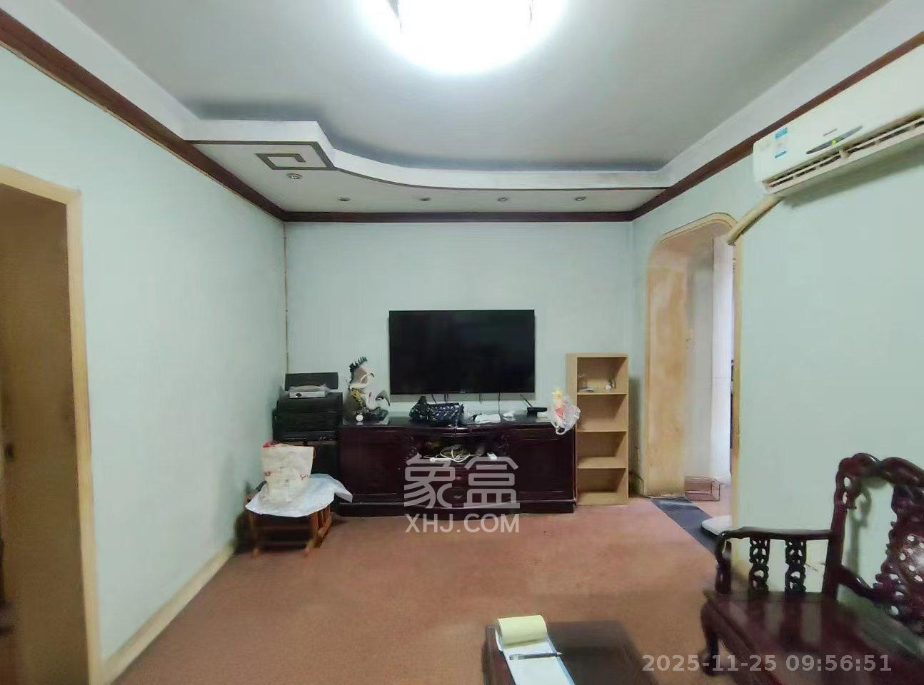 王公塘社区 2室1厅1卫 1300.0元/月 王公塘社区 2室1厅1卫 1300.0元/月室内图