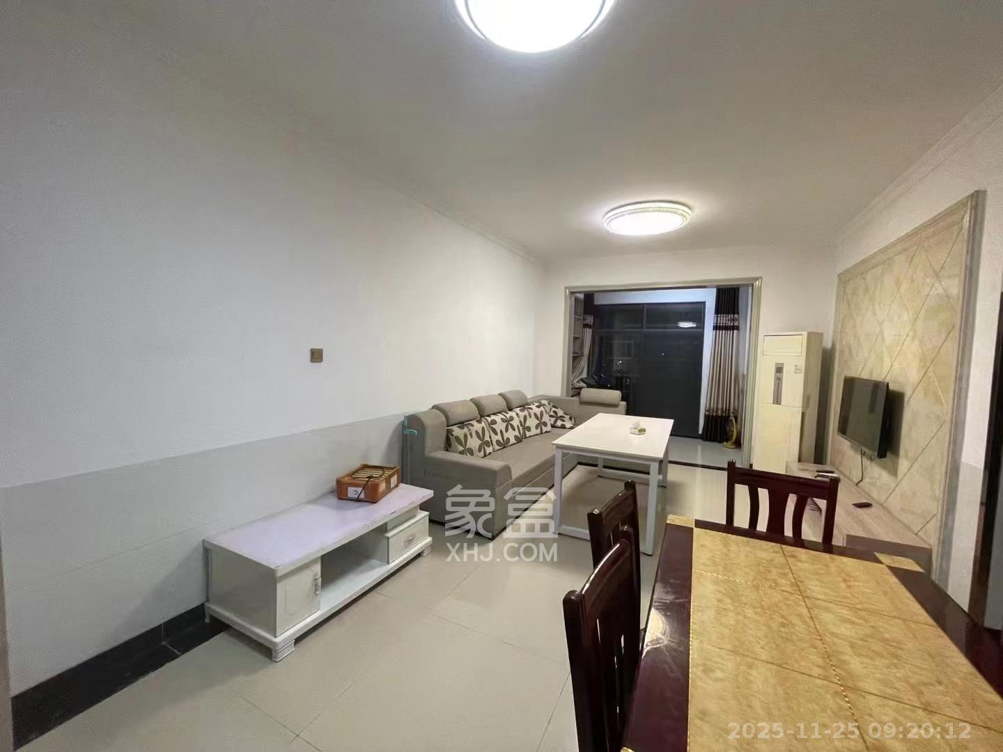 嘉顺苑 2室2厅1卫 2200.0元/月 嘉顺苑 2室2厅1卫 2200.0元/月室内图