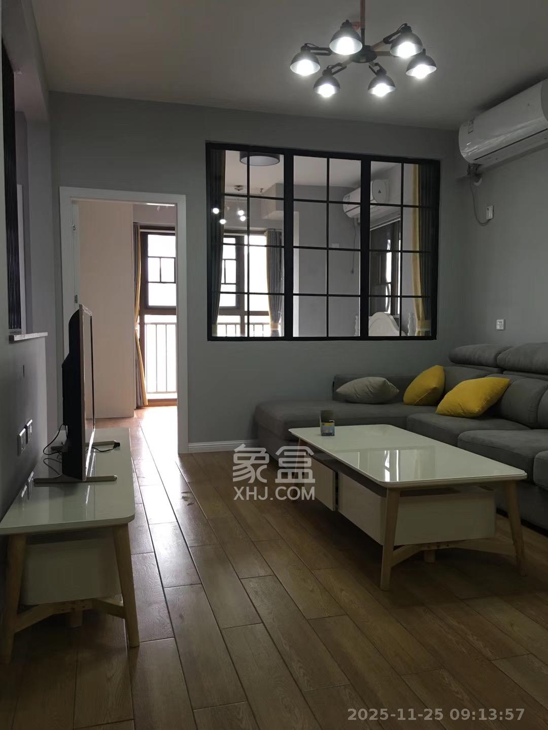 第六都(陆都小区) 3室2厅1卫 3200.0元/月 第六都(陆都小区) 3室2厅1卫 3200.0元/月室内图