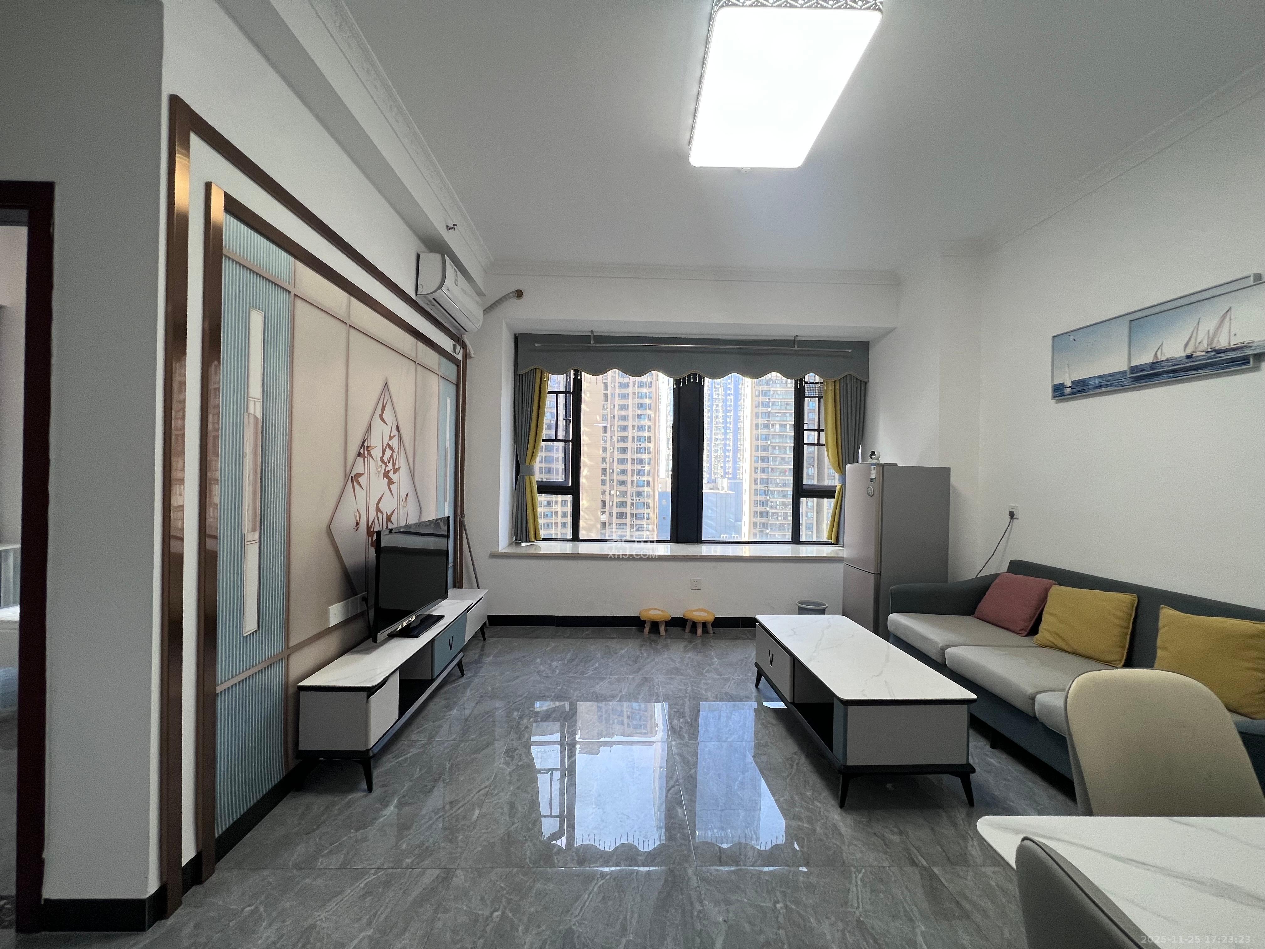 中建悦和城  2室1厅1卫    1800.0元/月