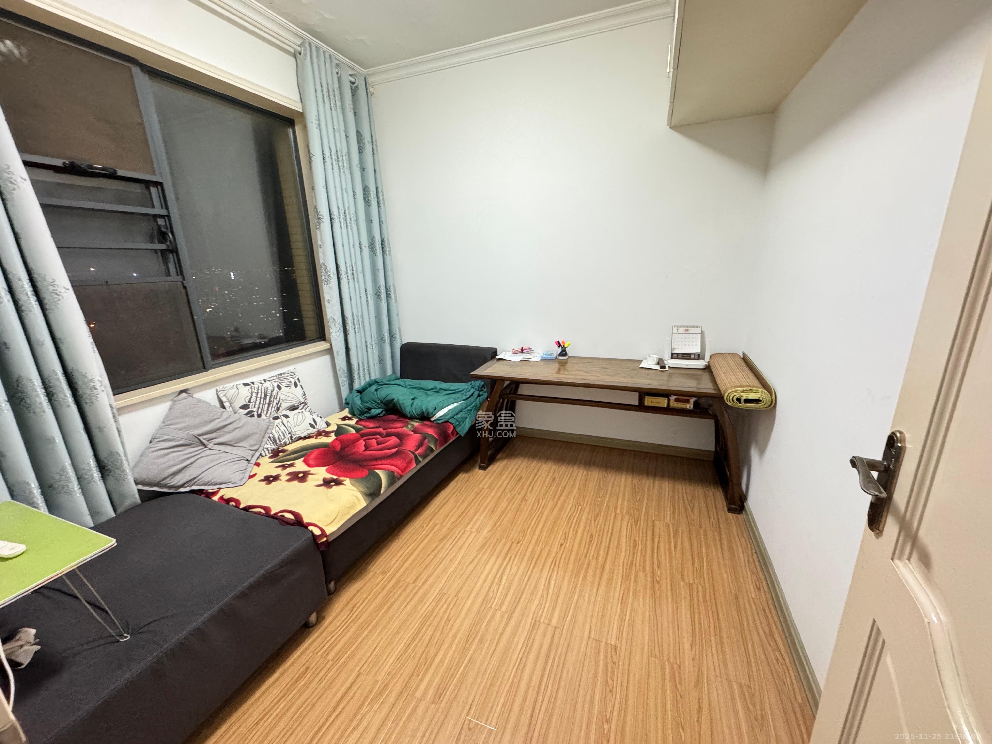 乾城(兴旺乾城) 3室1厅1卫 2700.0元/月 乾城(兴旺乾城) 3室1厅1卫 2700.0元/月室内图