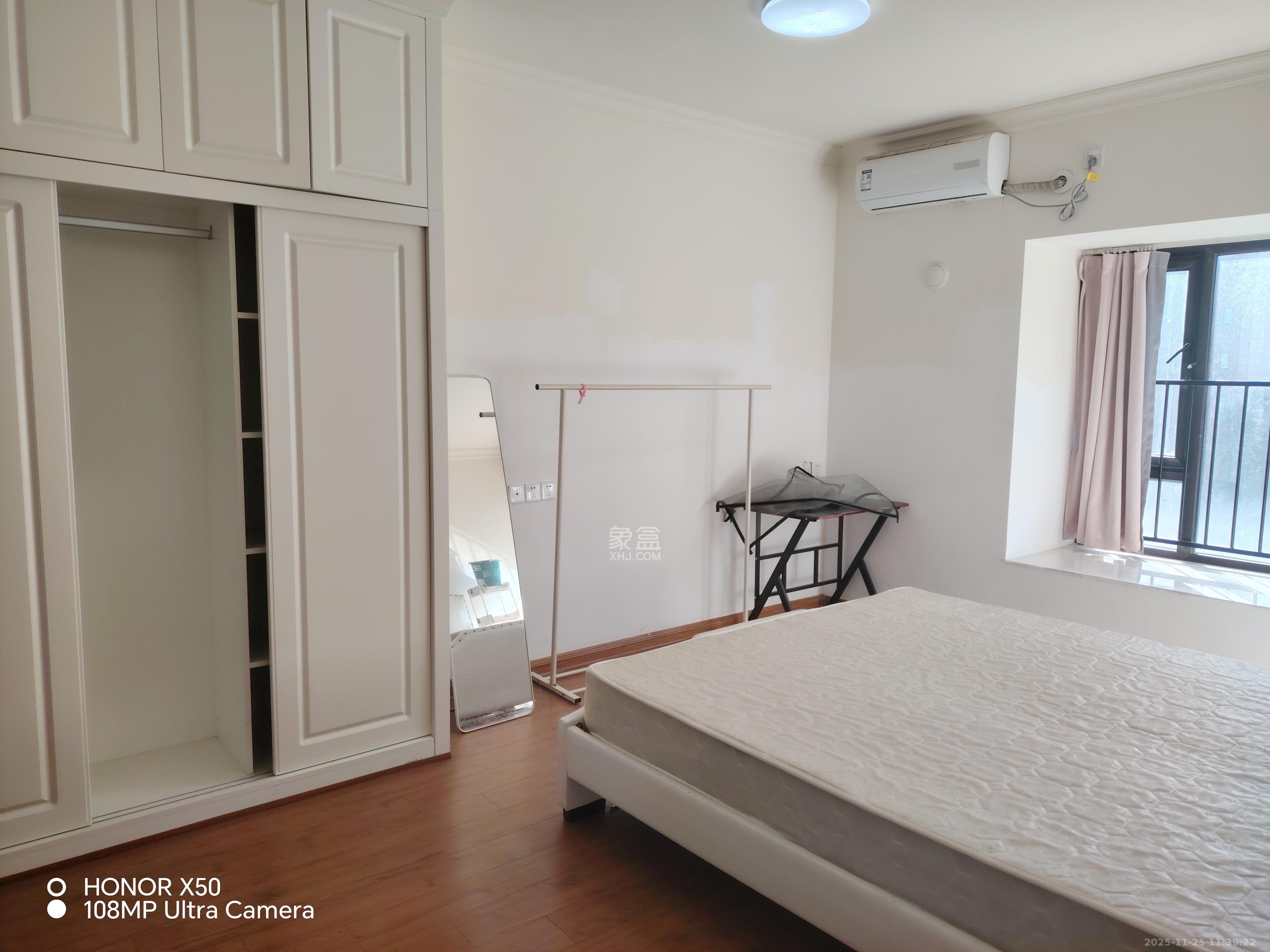 碧桂园荟隽棠 4室2厅2卫 2400.0元/月 碧桂园荟隽棠 4室2厅2卫 2400.0元/月室内图