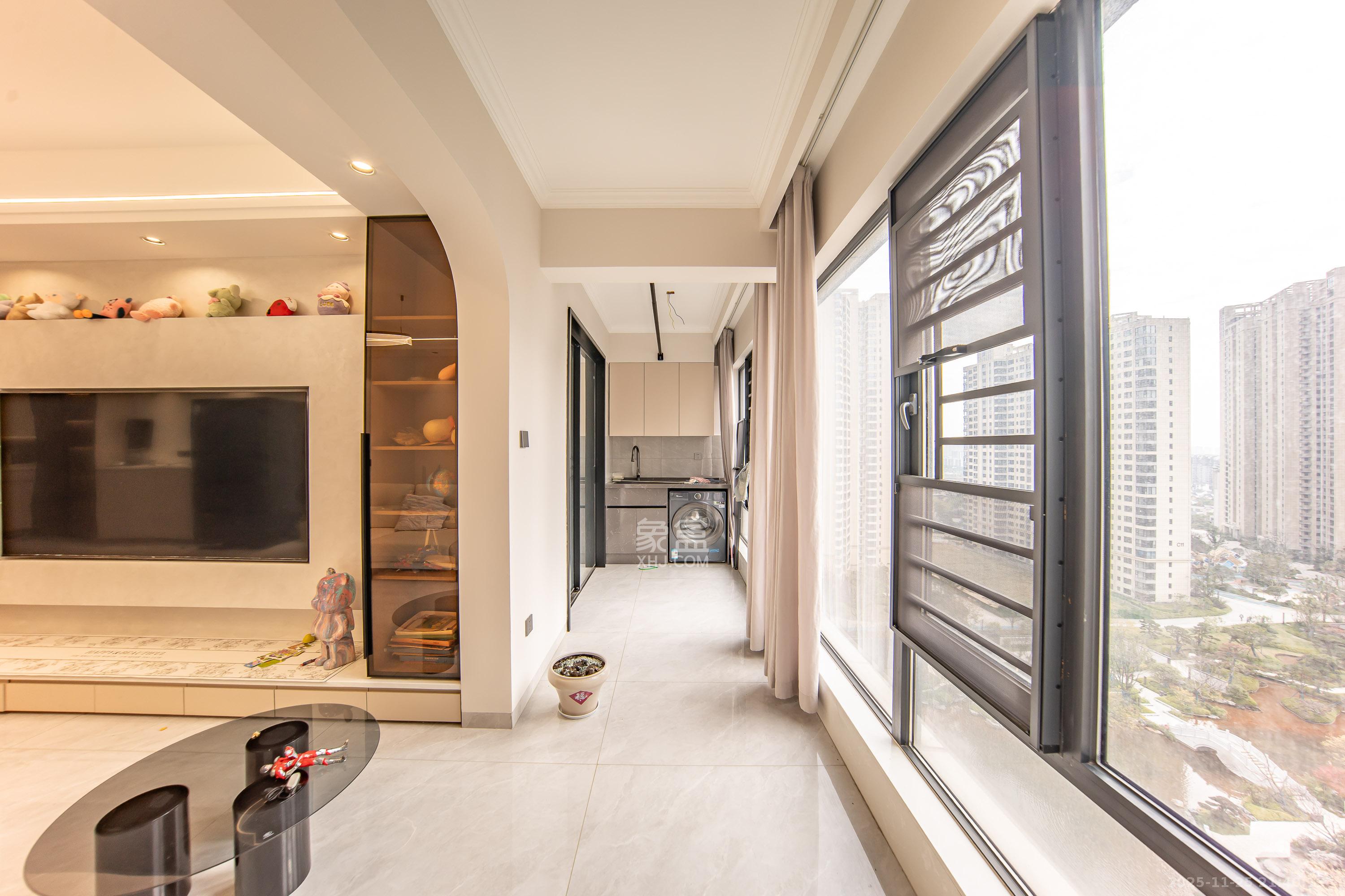 建投象山国际 3室2厅1卫 132.0万 建投象山国际 3室2厅1卫 132.0万阳台