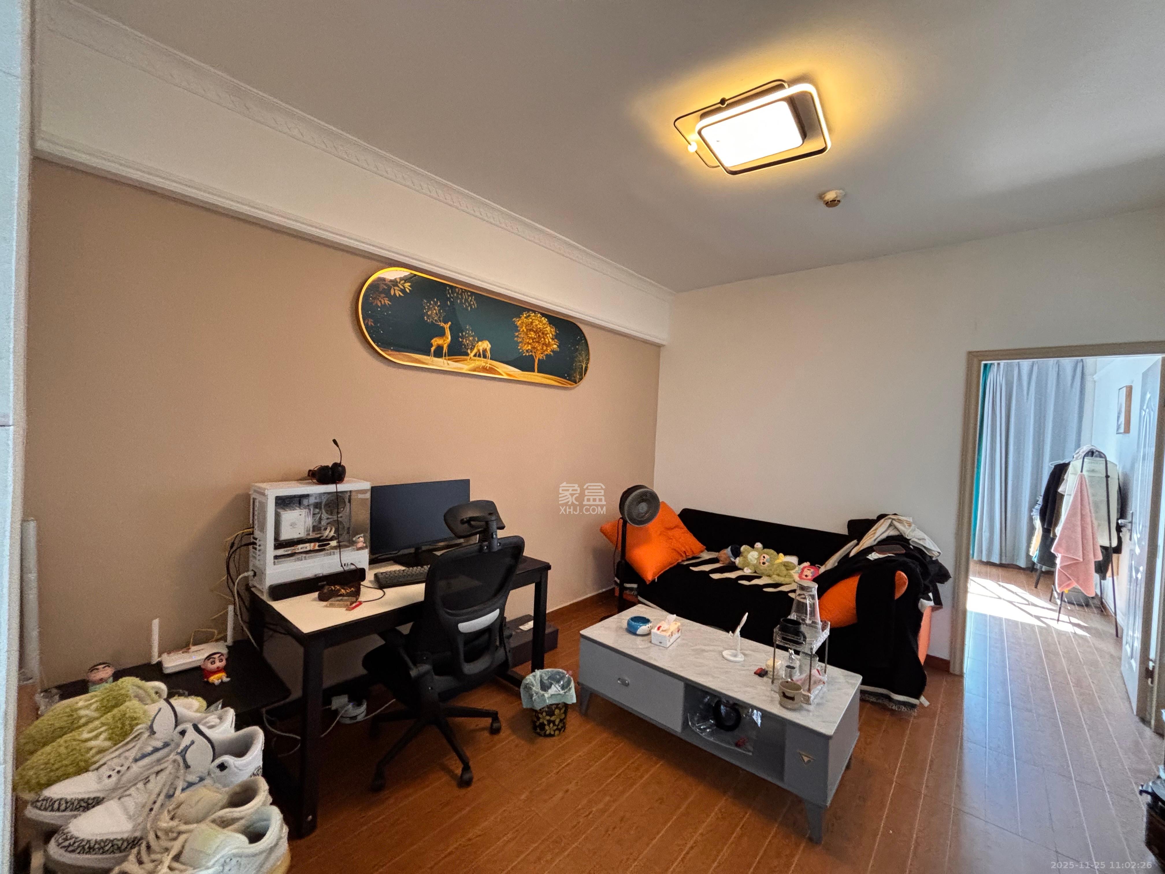 越界（天佑国际大厦）  1室1厅1卫    1800.0元/月