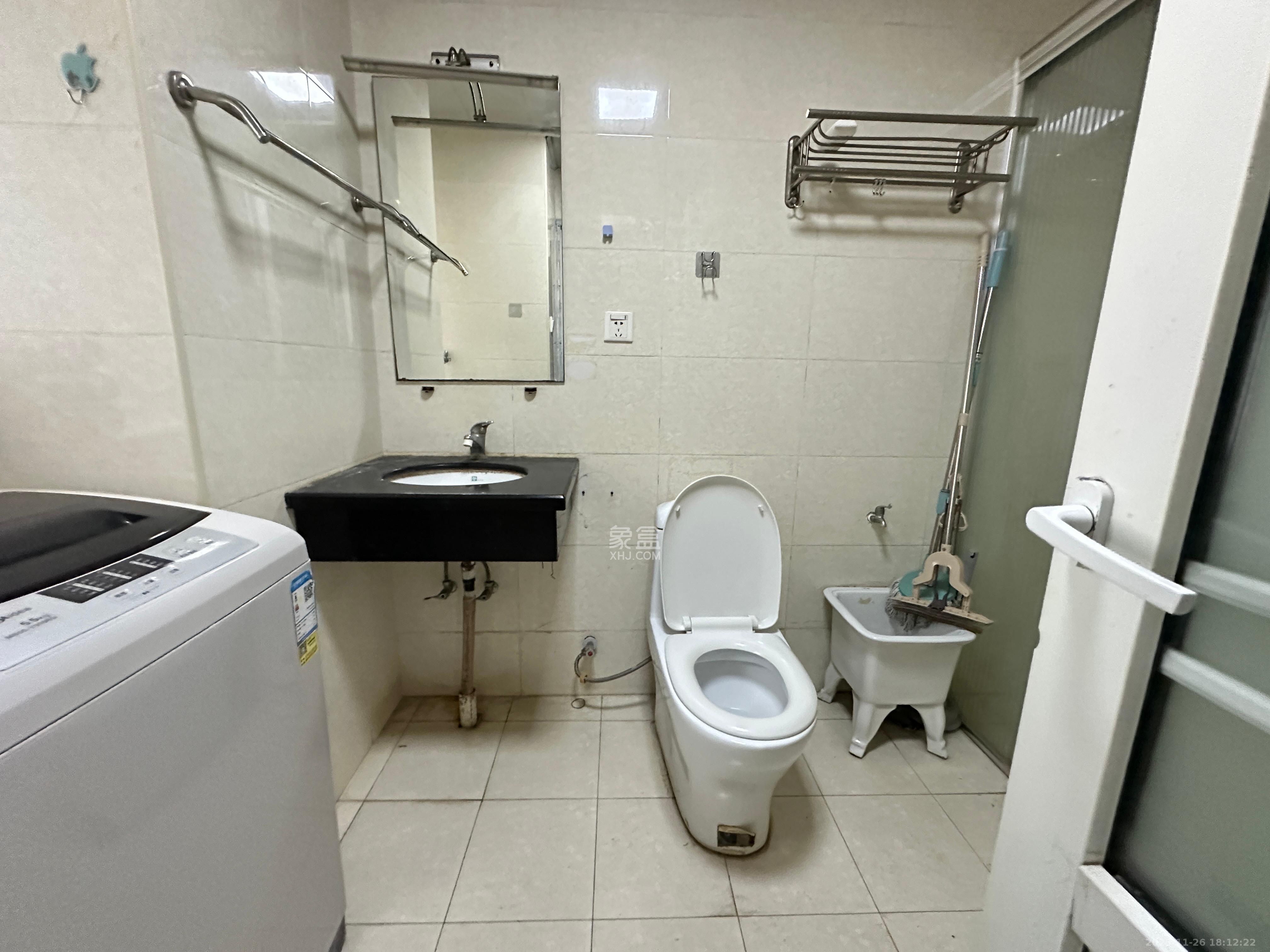 东上一品 1室1厅1卫 1500.0元/月 东上一品 1室1厅1卫 1500.0元/月室内图