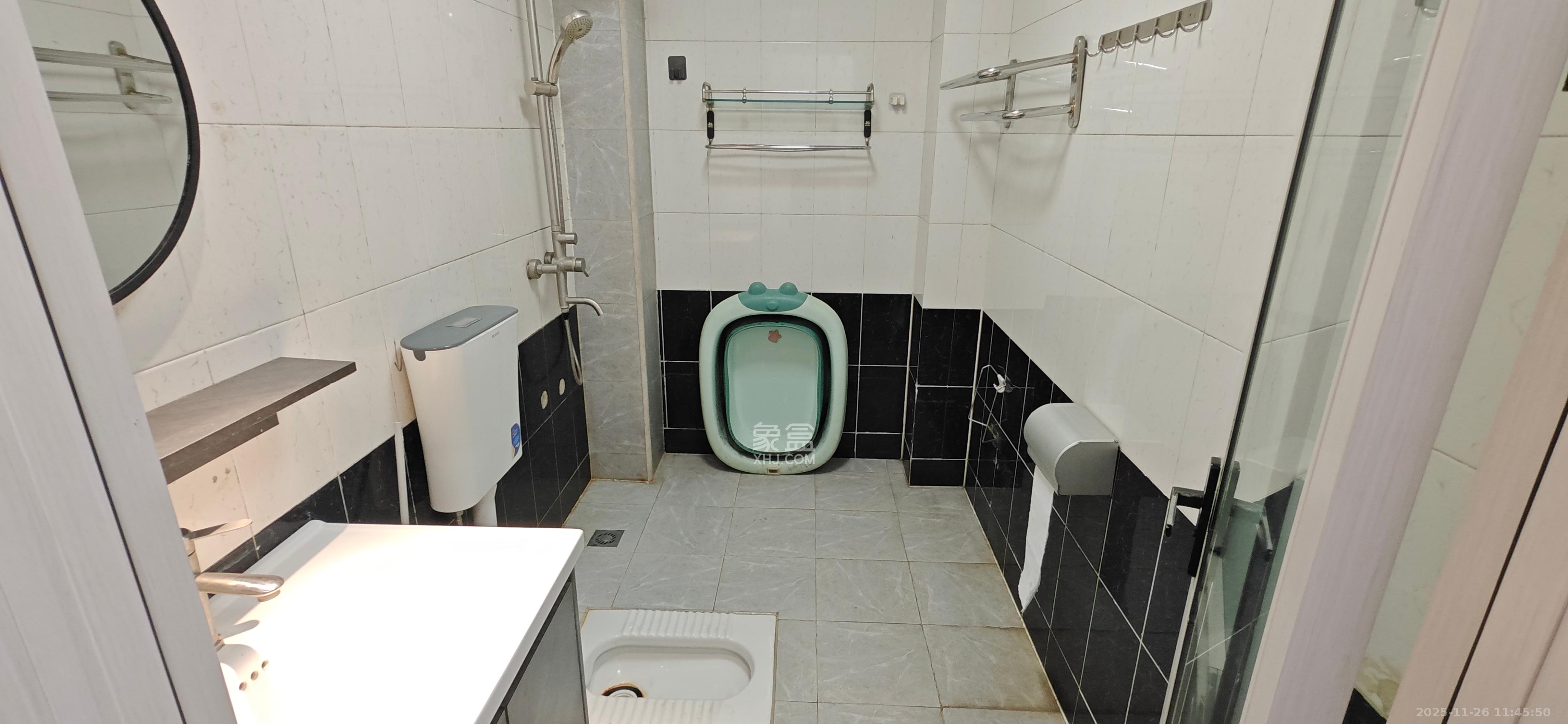 湘华公寓  2室2厅1卫    1800.0元/月室内图