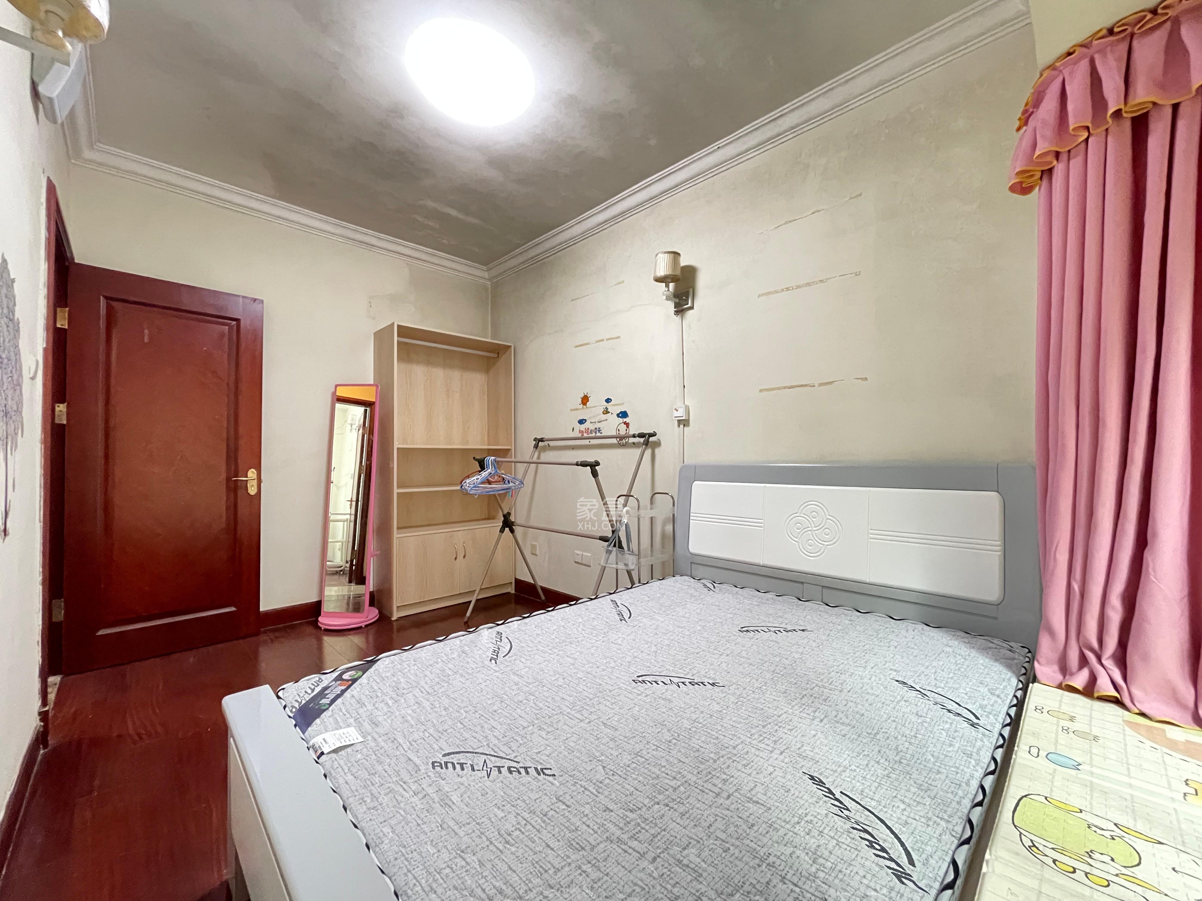 恒大名都 3室2厅1卫 1500.0元/月 恒大名都 3室2厅1卫 1500.0元/月室内图