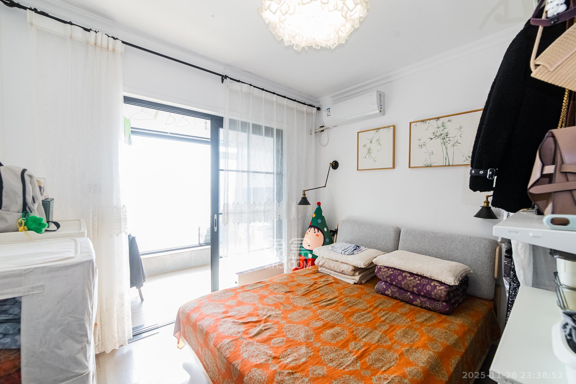 恒大御景半岛湘江苑（恒大御景半岛一期）  2室1厅1卫    88.0万卧室