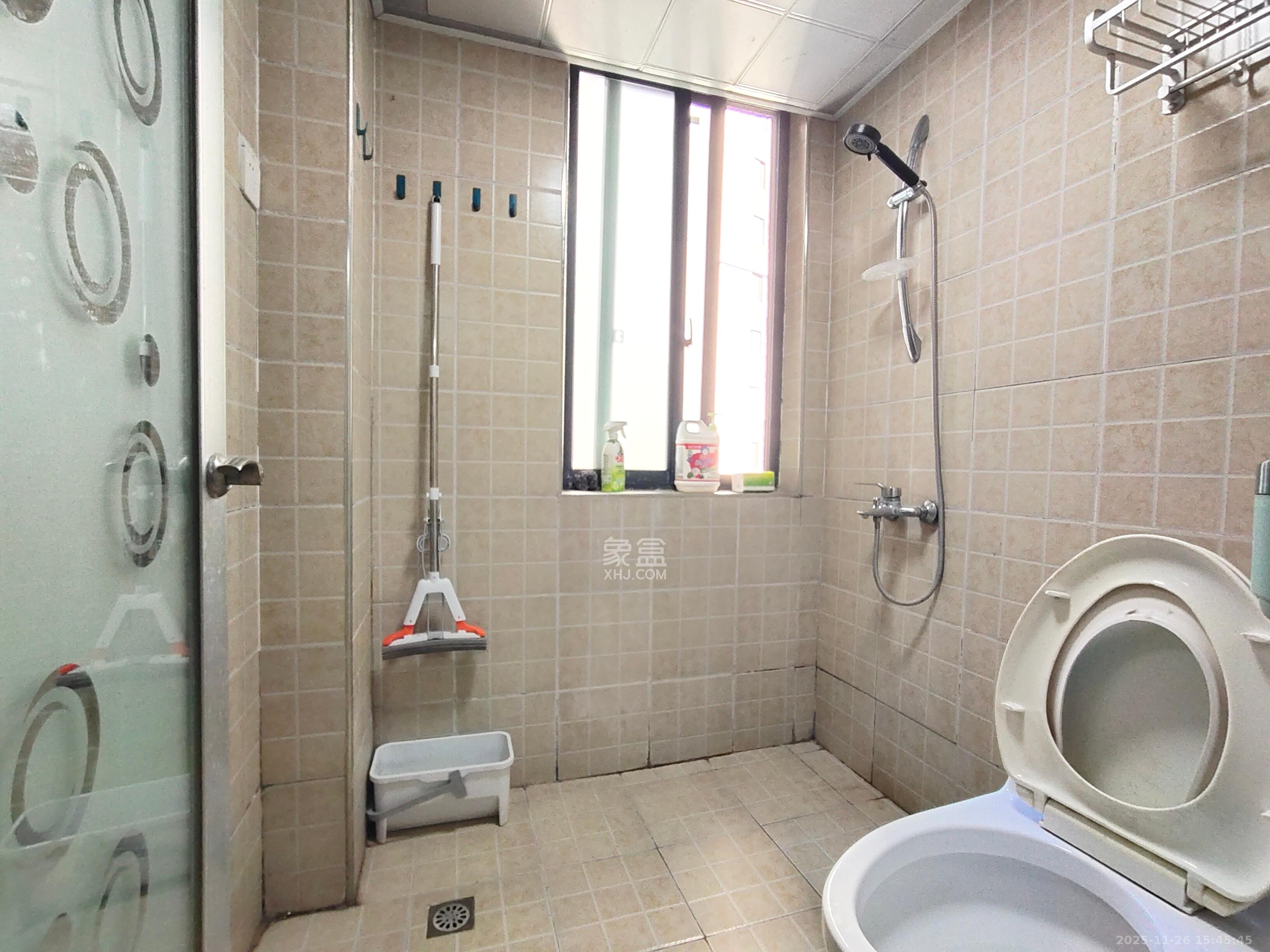 融科东南海 2室1厅1卫 2000.0元/月 融科东南海 2室1厅1卫 2000.0元/月室内图