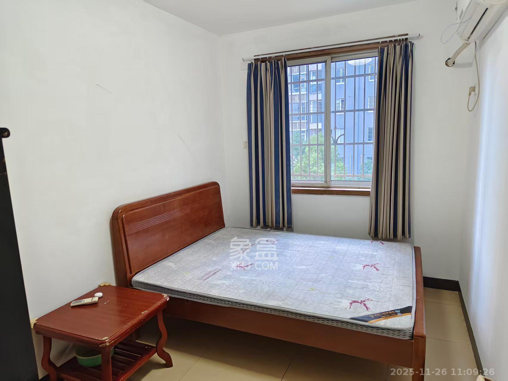 德政园  2室2厅1卫    1600.0元/月室内图