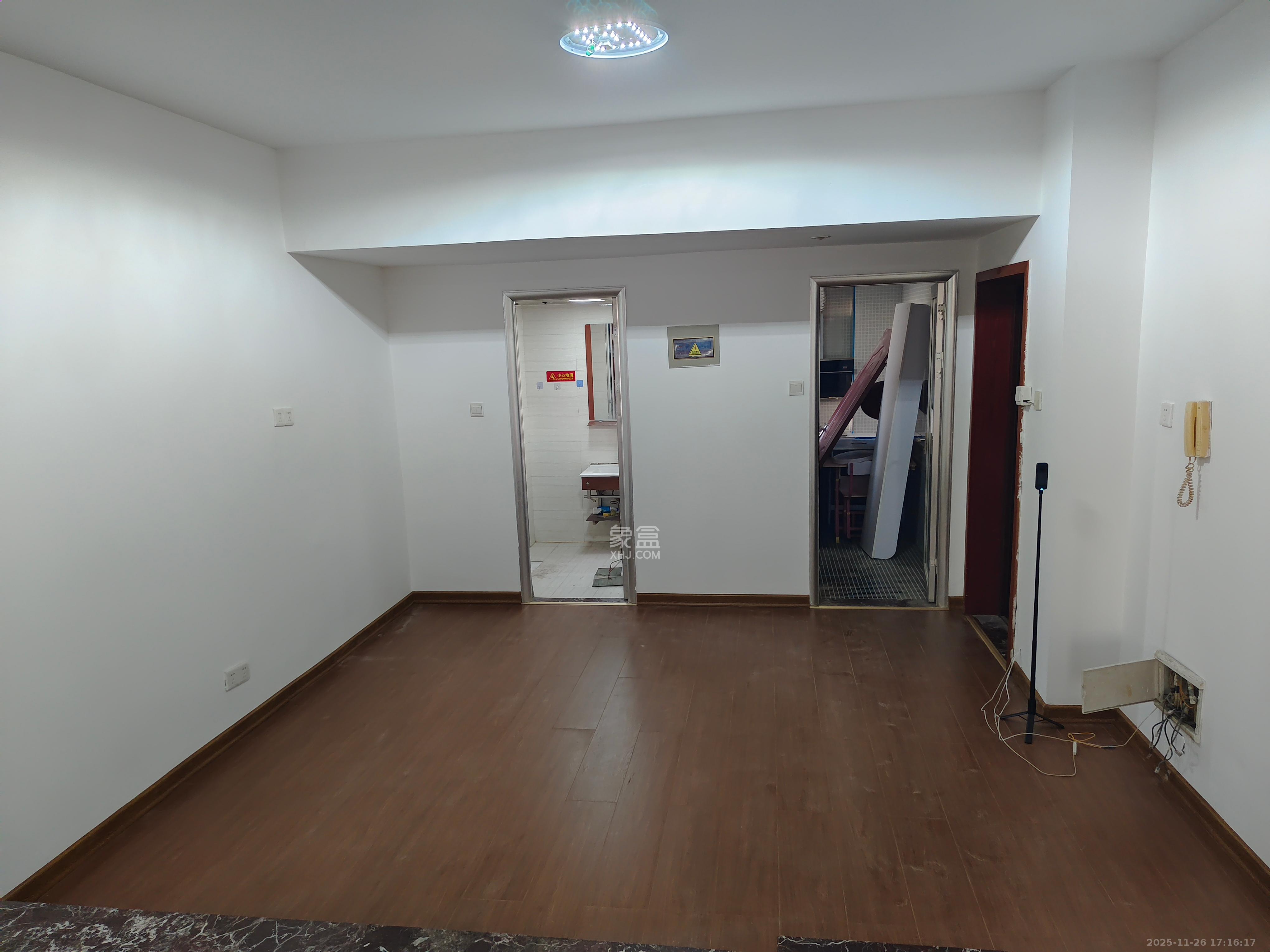 东玺门 3室2厅2卫 2800.0元/月 东玺门 3室2厅2卫 2800.0元/月室内图