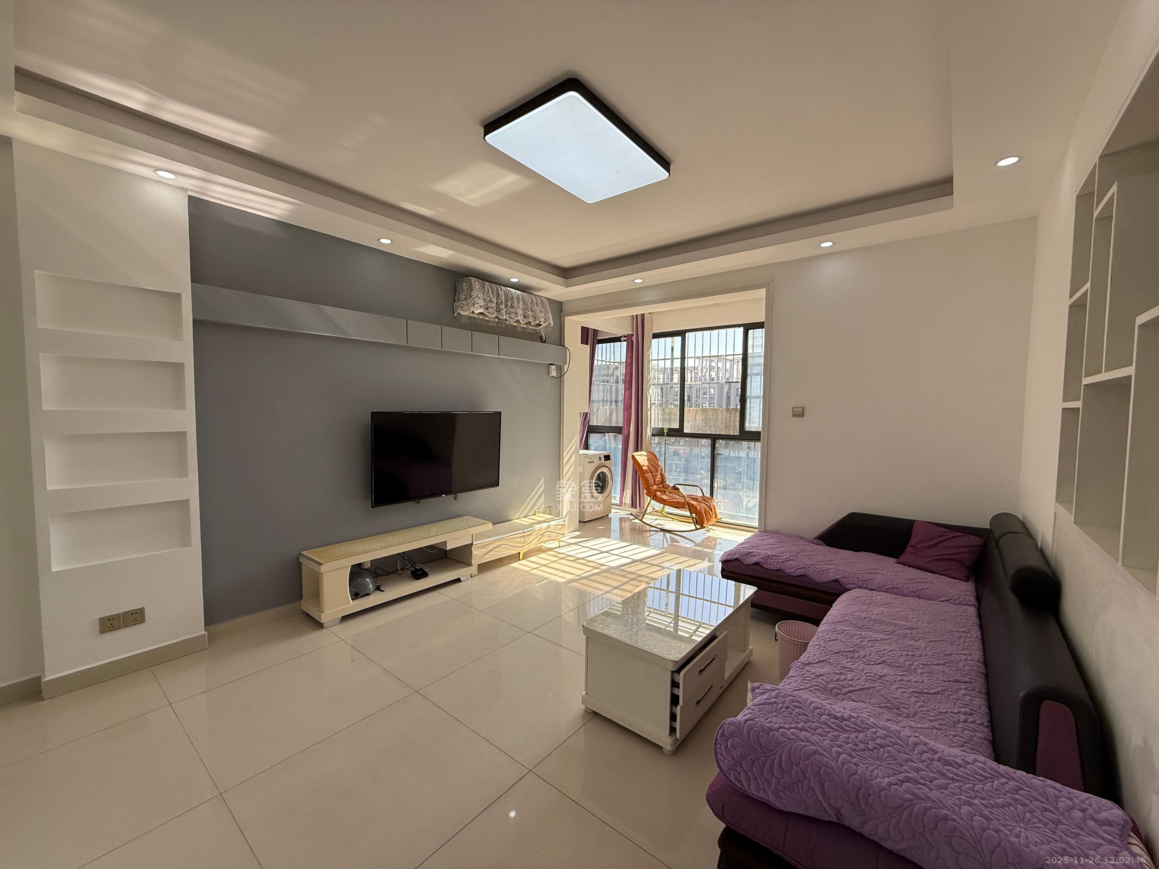 湘江世纪城映江苑  2室2厅1卫    2000.0元/月