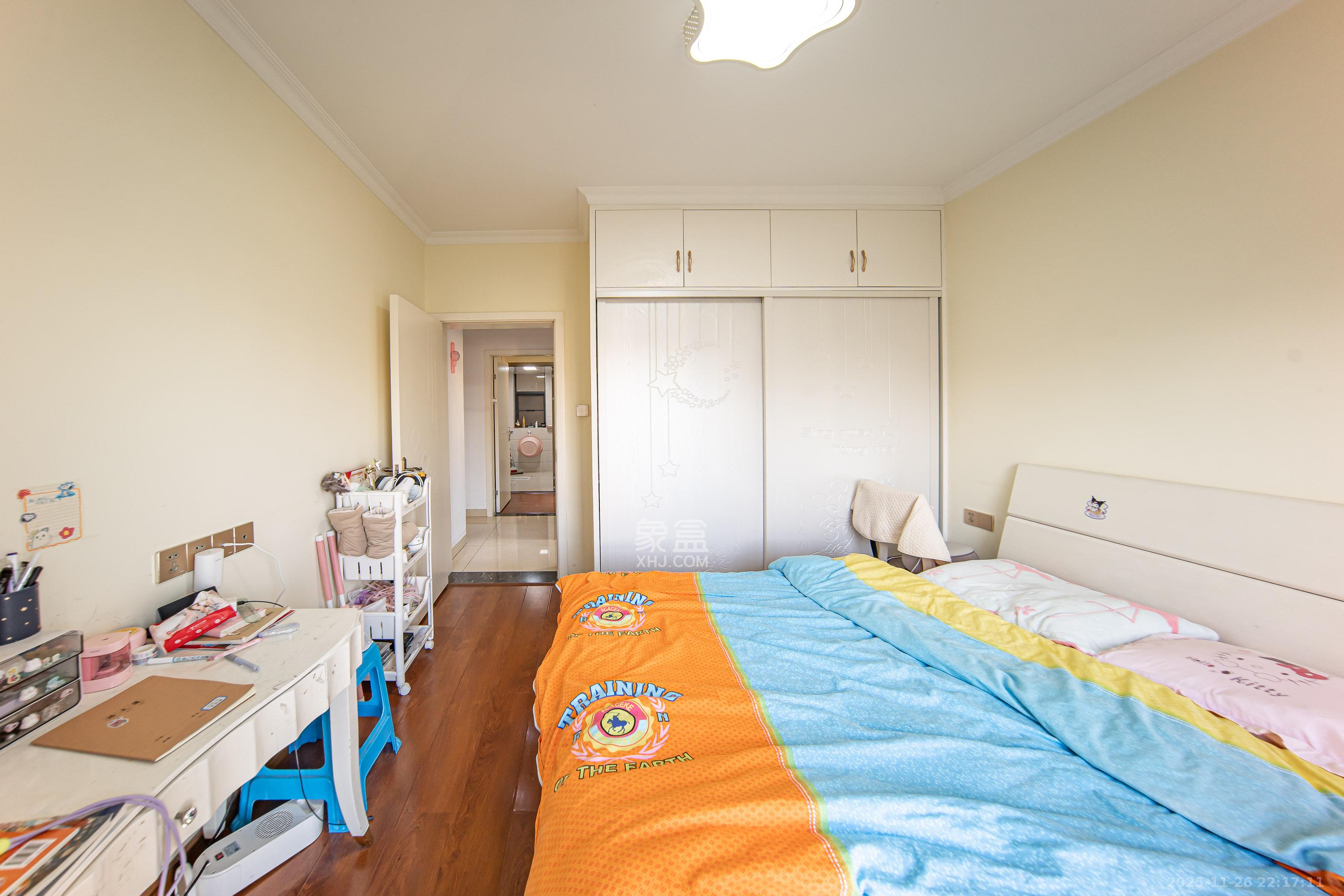 兰亭湾畔 3室2厅2卫 109.0万 兰亭湾畔 3室2厅2卫 109.0万卧室