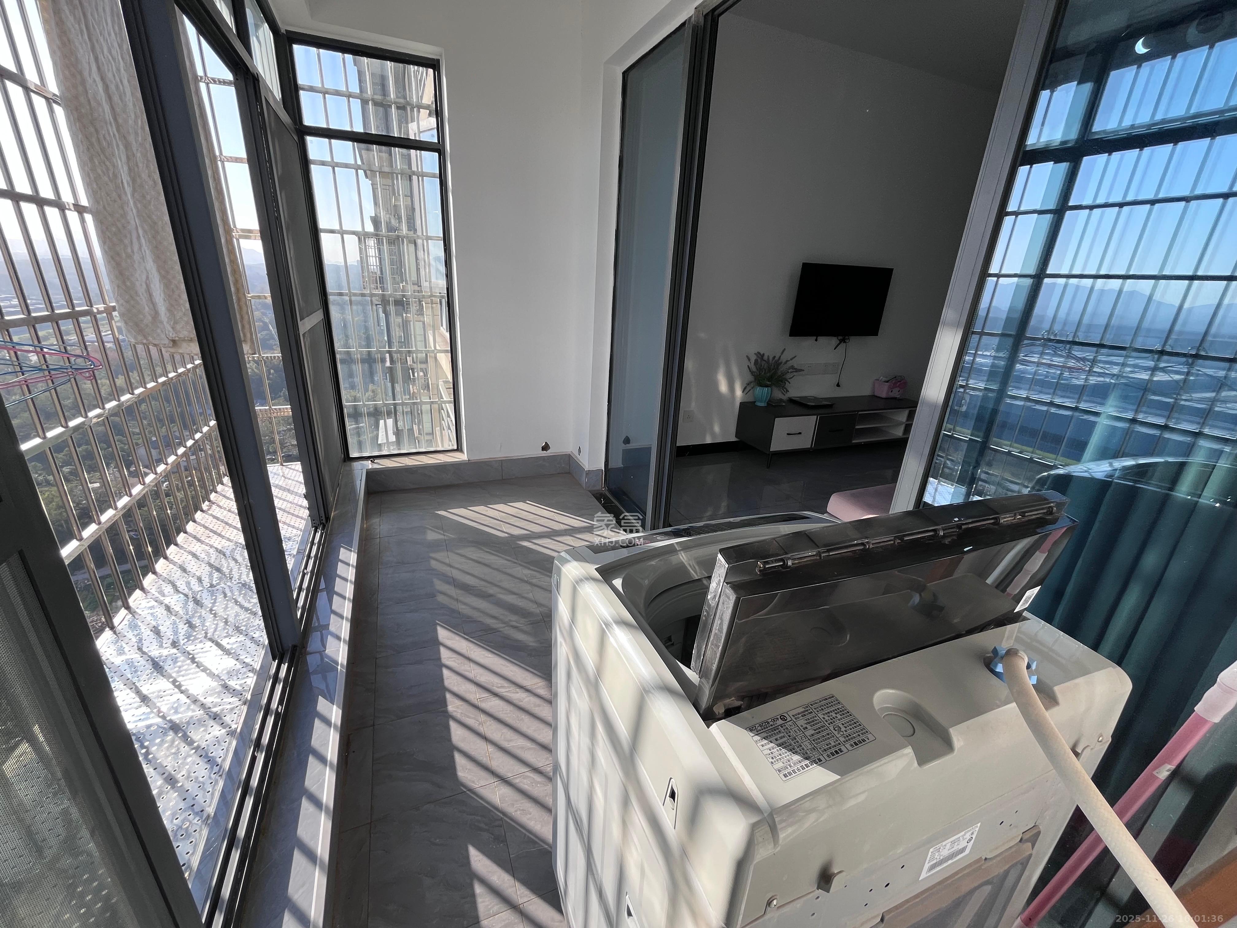 真人桥家园一期  2室2厅1卫    1700.0元/月室内图