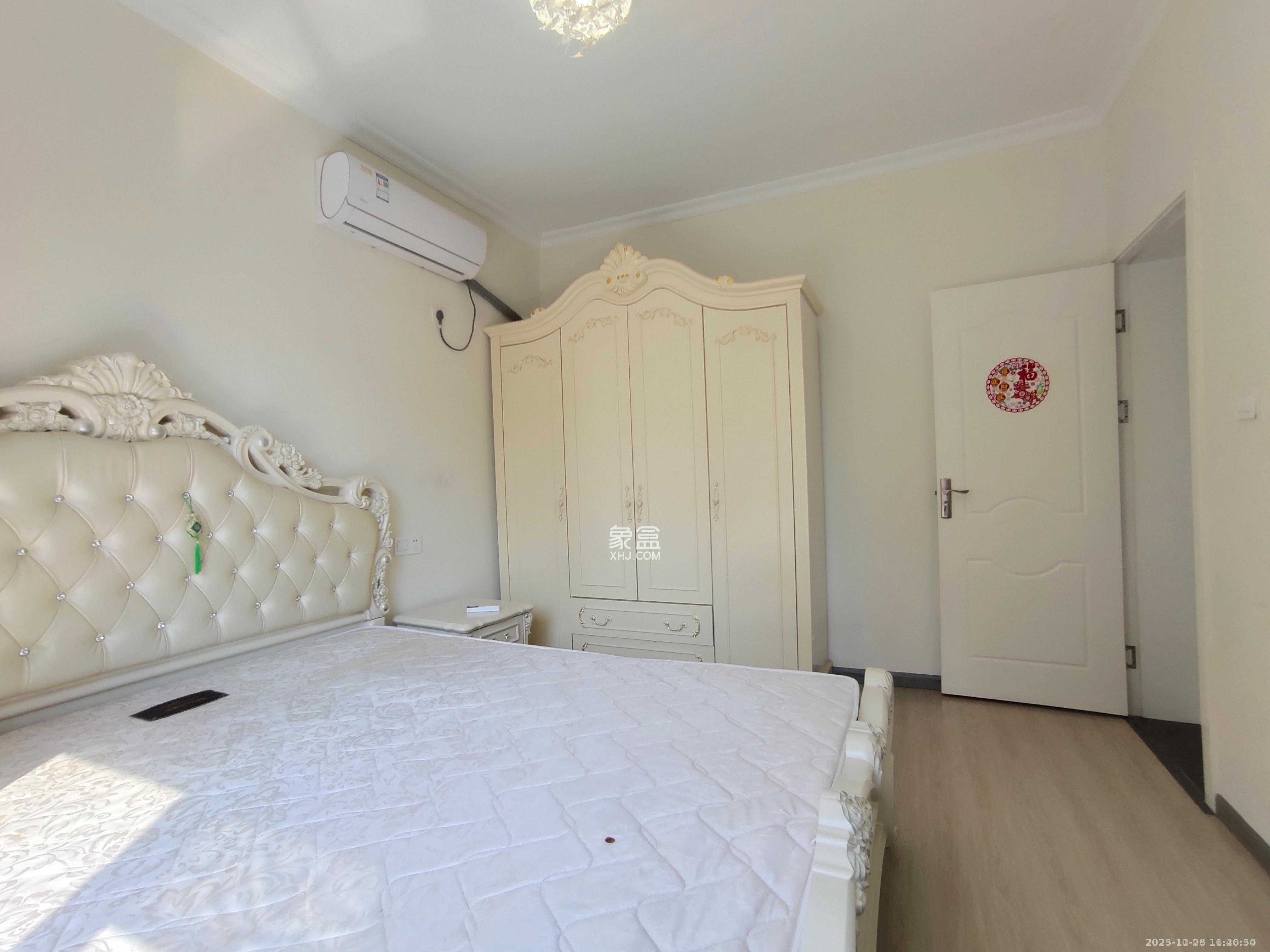 兰亭湾畔 3室2厅1卫 2700.0元/月 兰亭湾畔 3室2厅1卫 2700.0元/月室内图