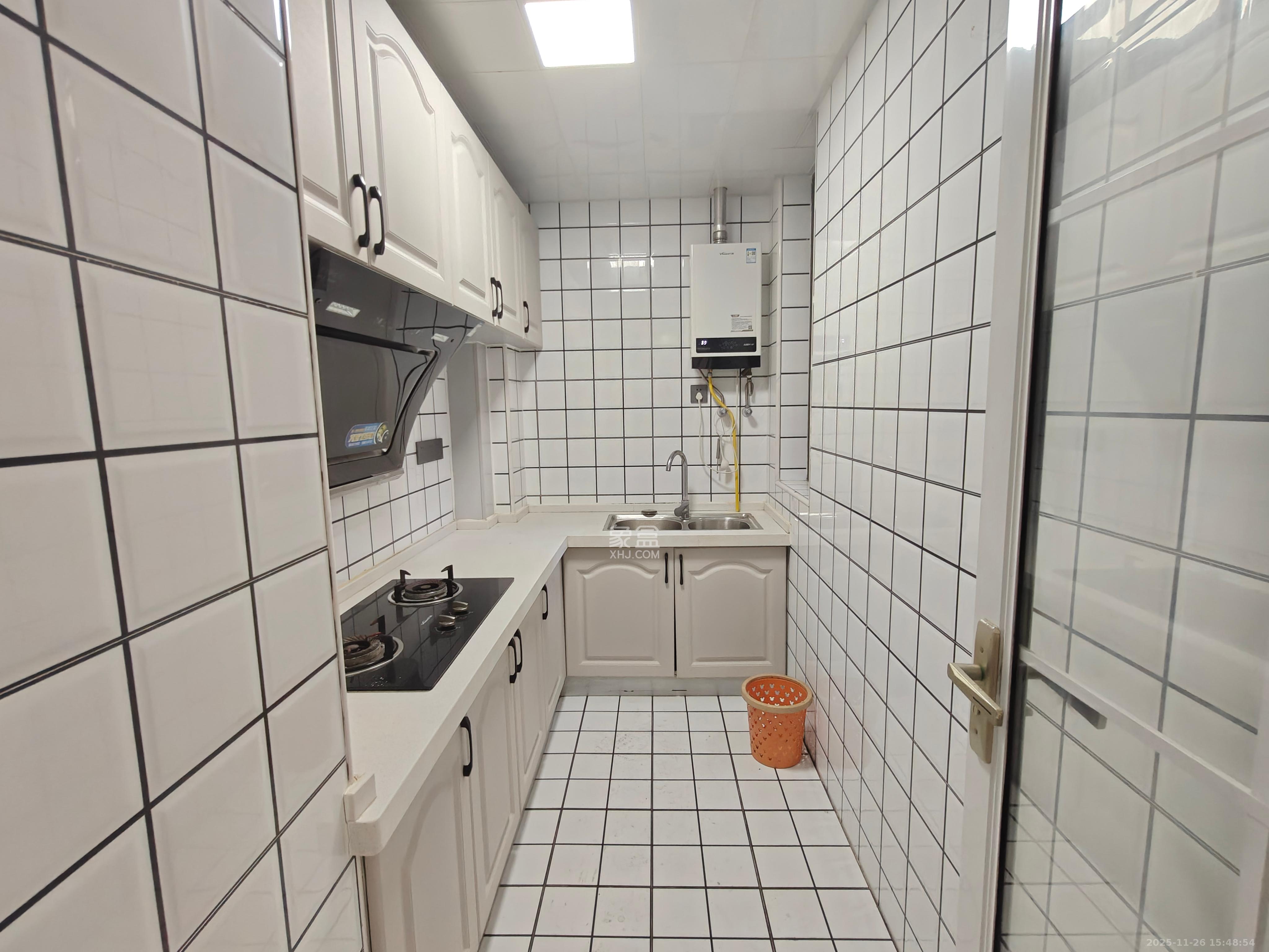 明昇壹城(明昇时代广场)二期 3室2厅2卫 2800.0元/月 明昇壹城(明昇时代广场)二期 3室2厅2卫 2800.0元/月室内图