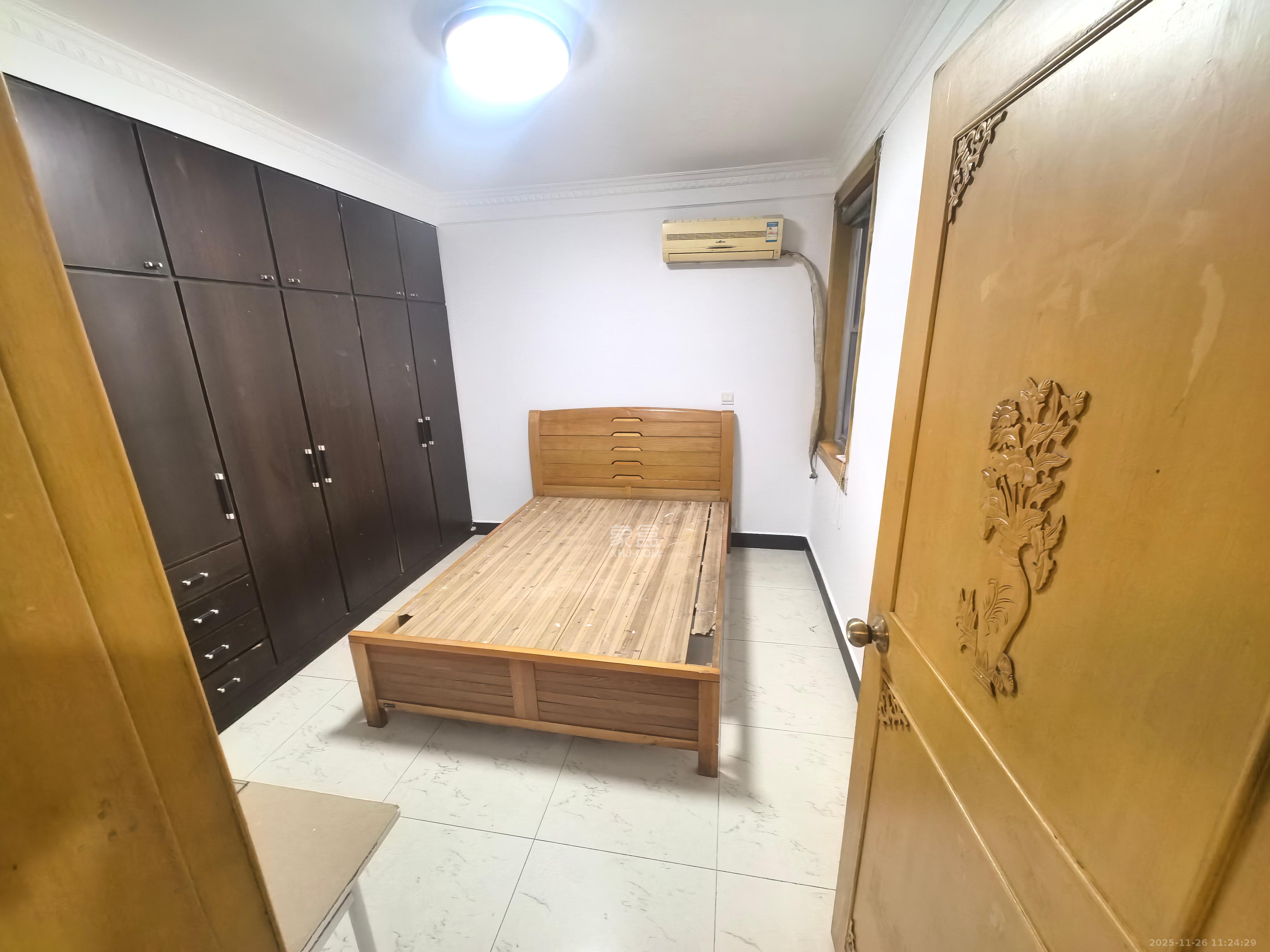 福乐凯公寓 3室2厅2卫 3600.0元/月 福乐凯公寓 3室2厅2卫 3600.0元/月室内图