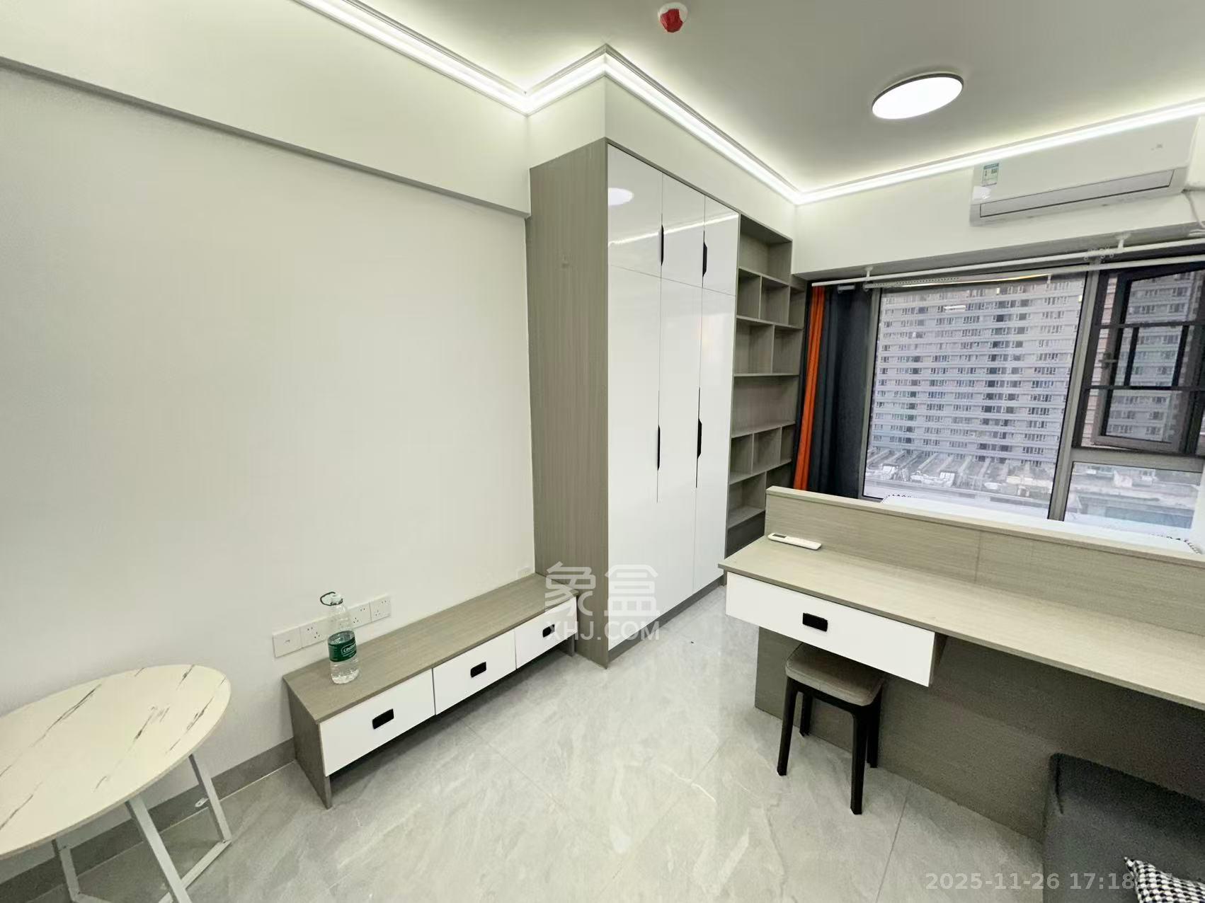 保利天禧EF区 1室1厅1卫 1600.0元/月 保利天禧EF区 1室1厅1卫 1600.0元/月室内图