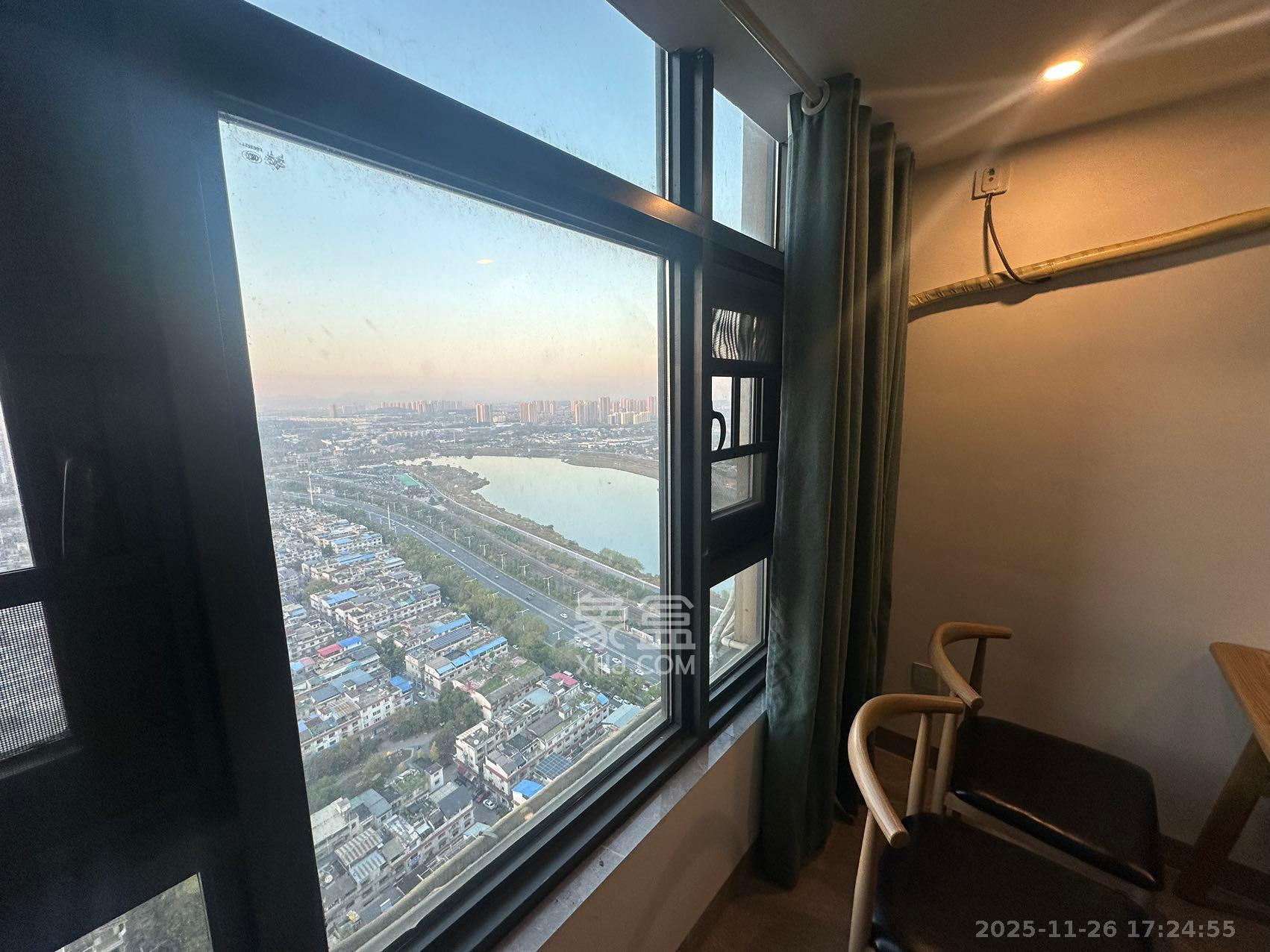 恒大御景半岛锦绣苑  2室2厅1卫    2100.0元/月室内图