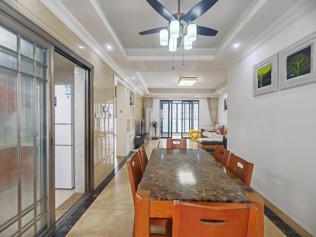 和信广场 4室2厅2卫 4200.0元/月 和信广场 4室2厅2卫 4200.0元/月室内图