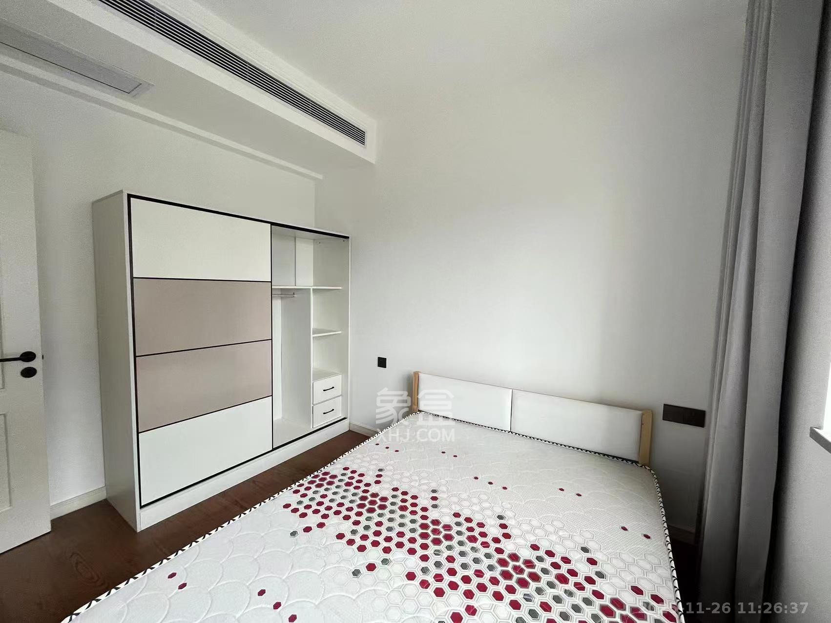 万科金色梦想C区 4室2厅2卫 3500.0元/月 万科金色梦想C区 4室2厅2卫 3500.0元/月室内图