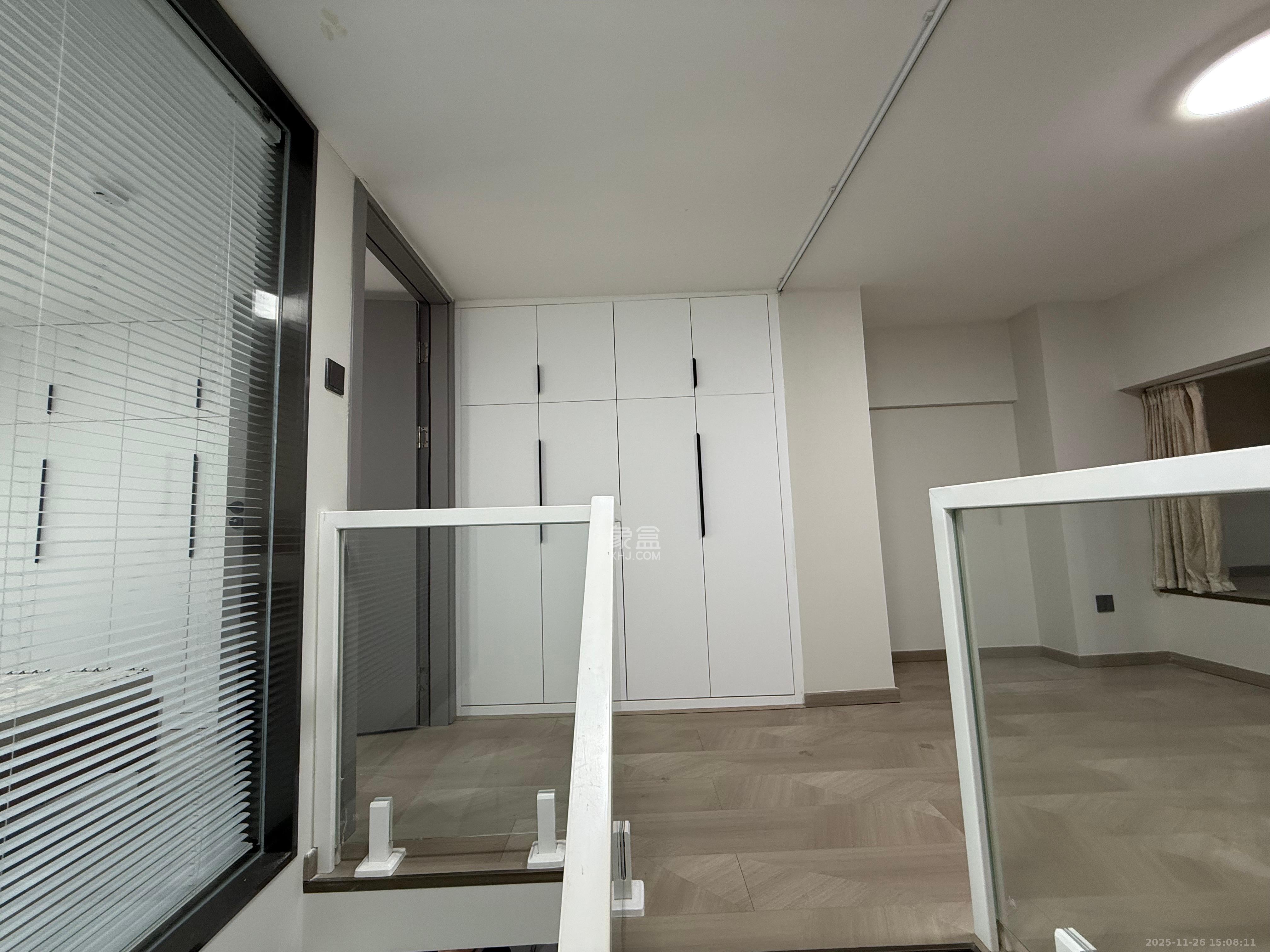 龙湖铂金岛 2室1厅1卫 2300.0元/月 龙湖铂金岛 2室1厅1卫 2300.0元/月室内图