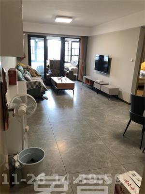 时代倾城四期  2室2厅1卫    1900.0元/月