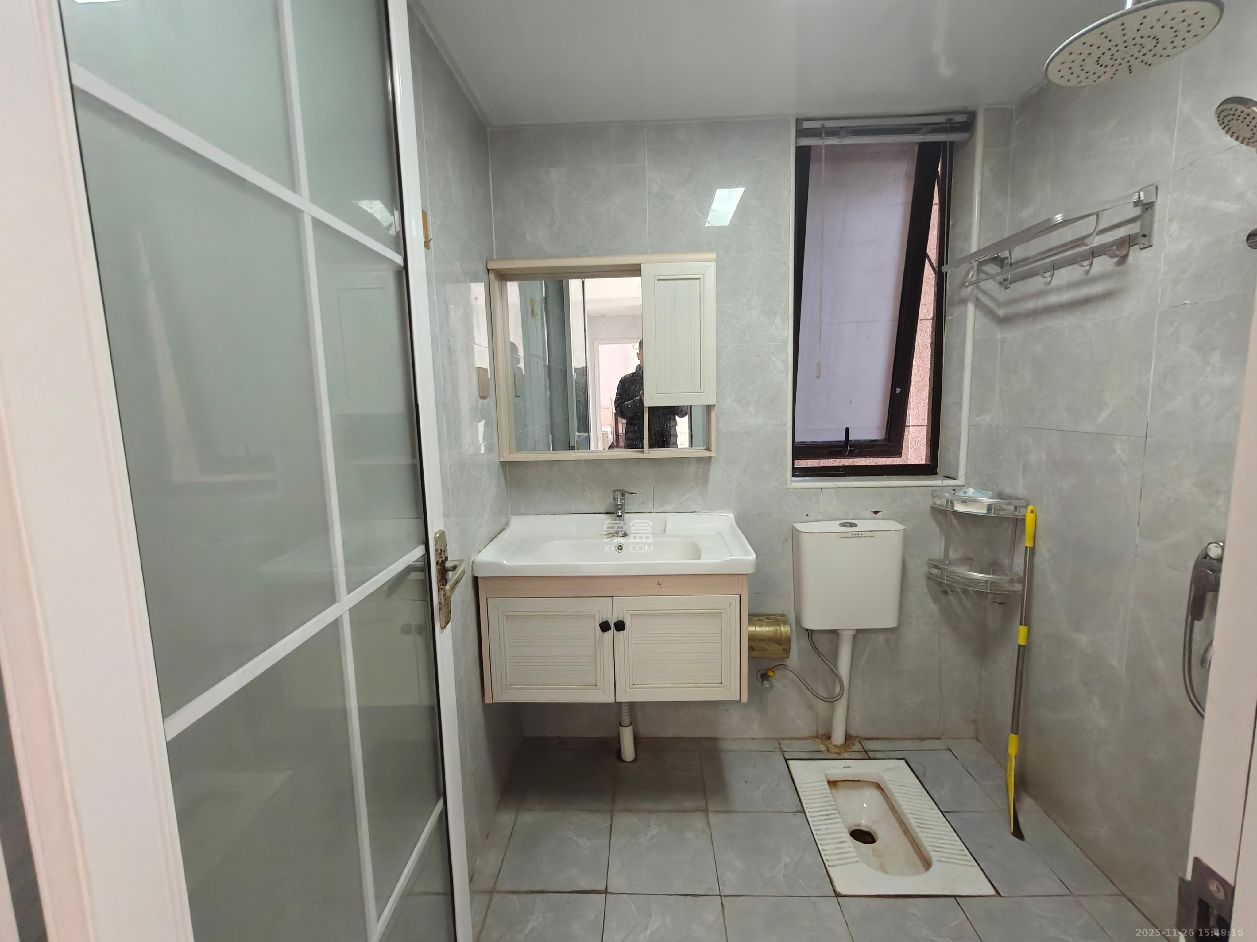 明昇壹城(明昇时代广场)二期 3室2厅2卫 2800.0元/月 明昇壹城(明昇时代广场)二期 3室2厅2卫 2800.0元/月室内图