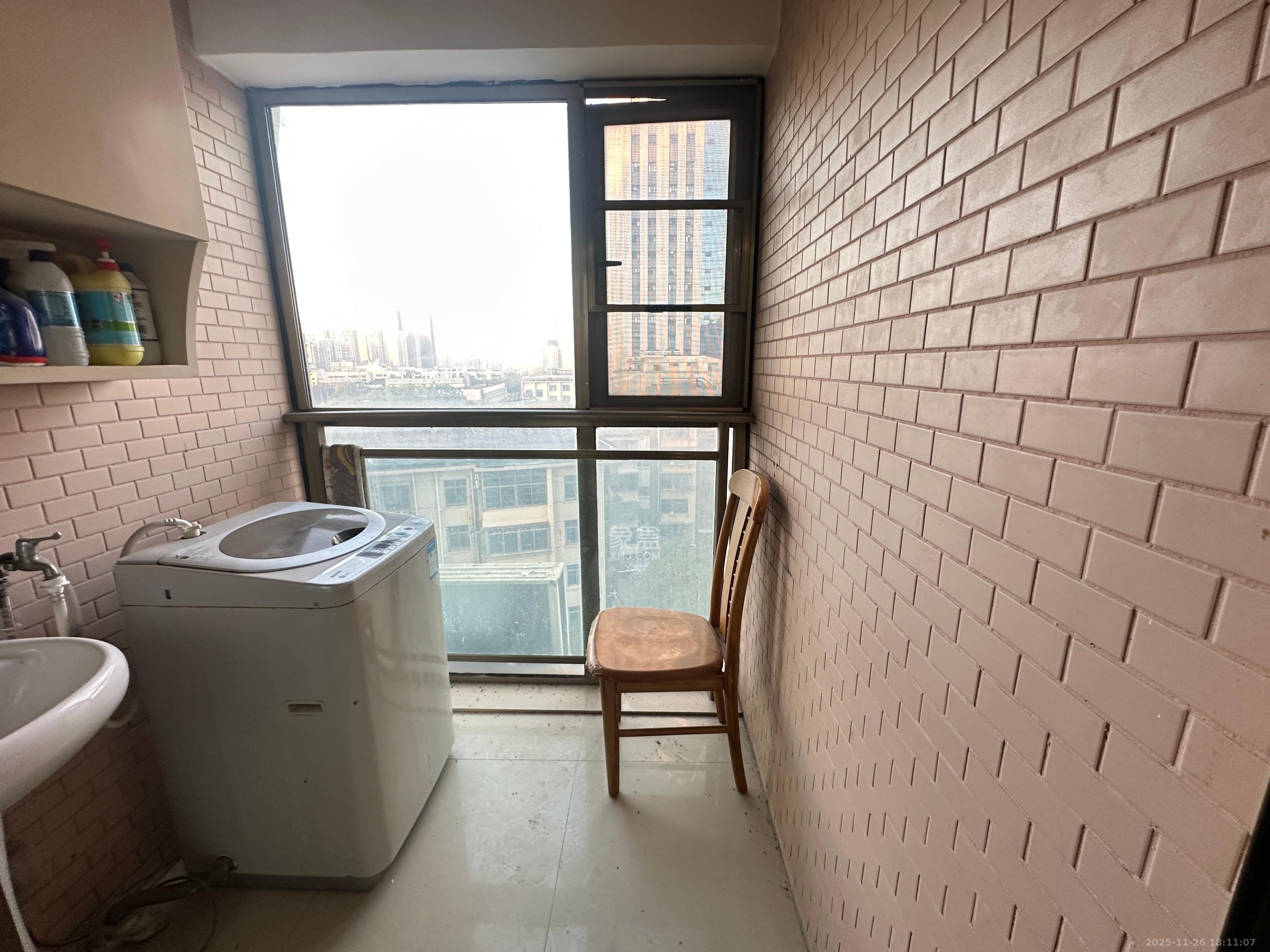 东上一品  2室1厅1卫    2100.0元/月室内图