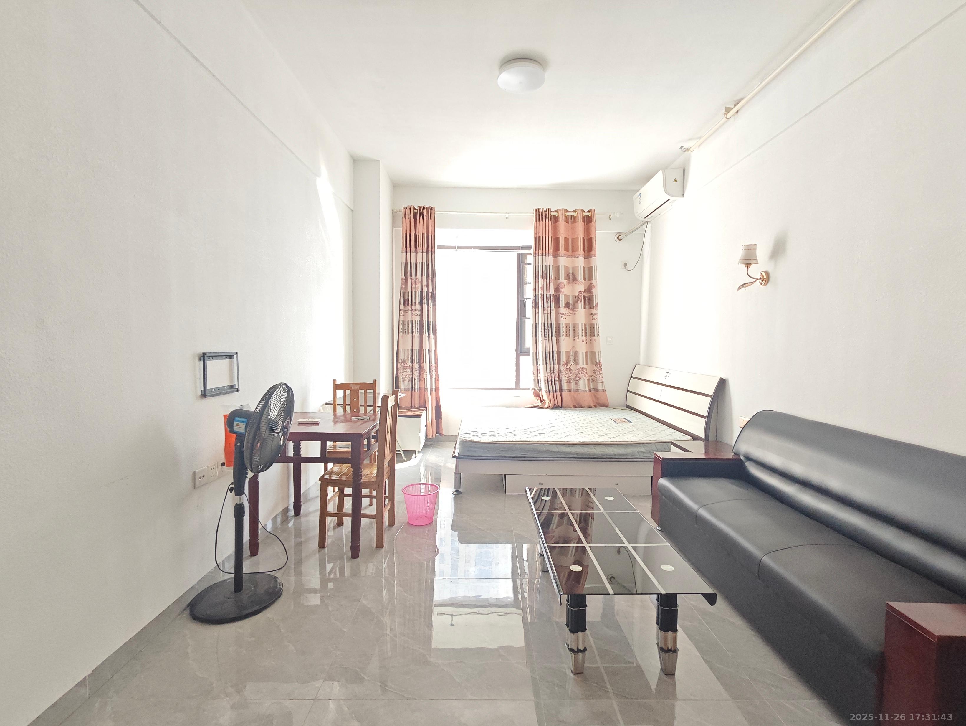 金科天悦（金科美邻汇）  1室1厅1卫    1300.0元/月