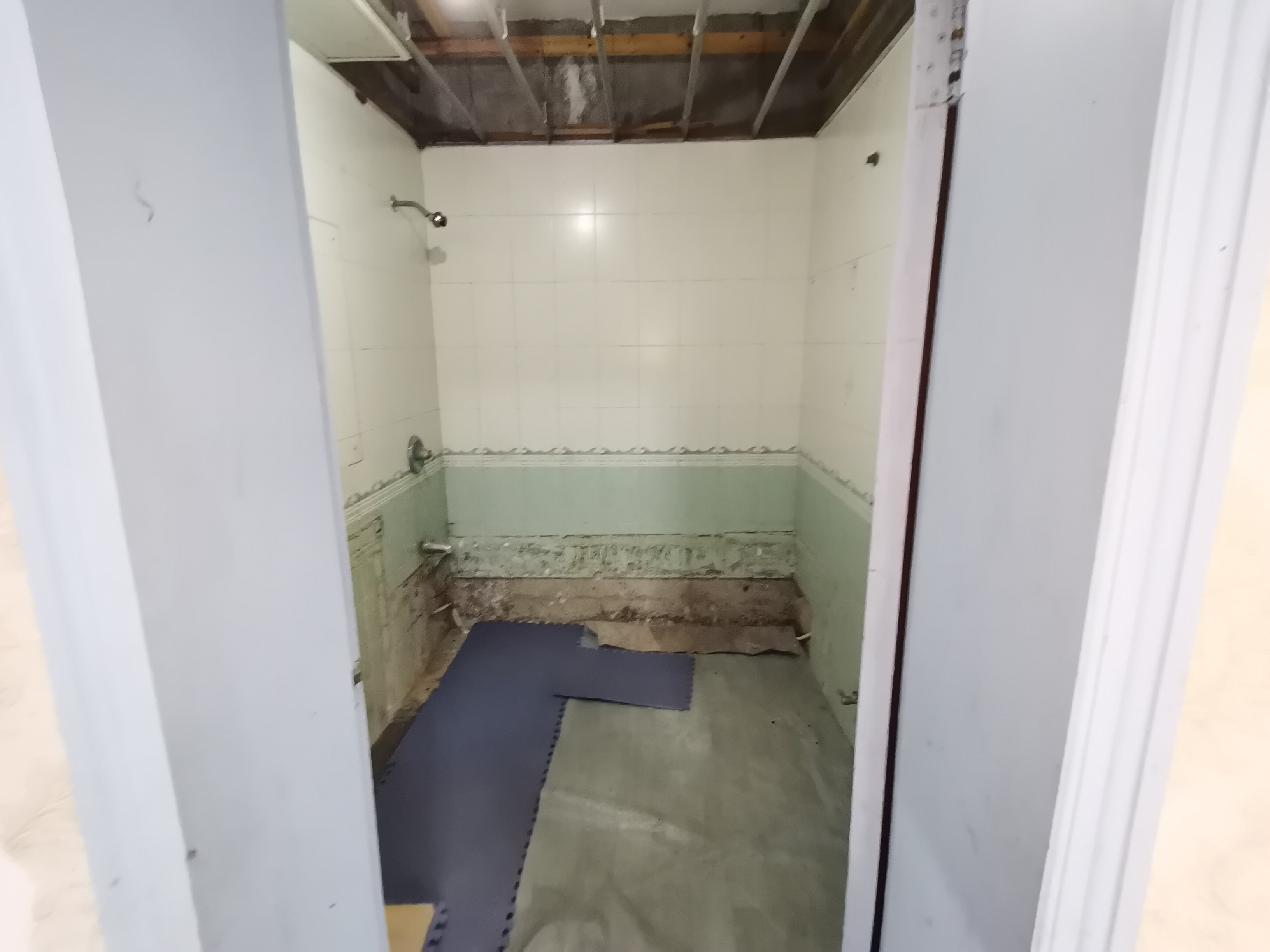 湘银小区别墅  8室2厅3卫    130.0万室内图